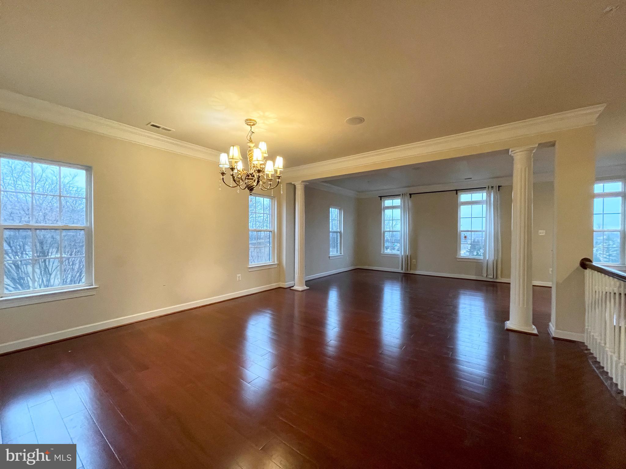 VILLAGES OF URBANA - Residential Lease