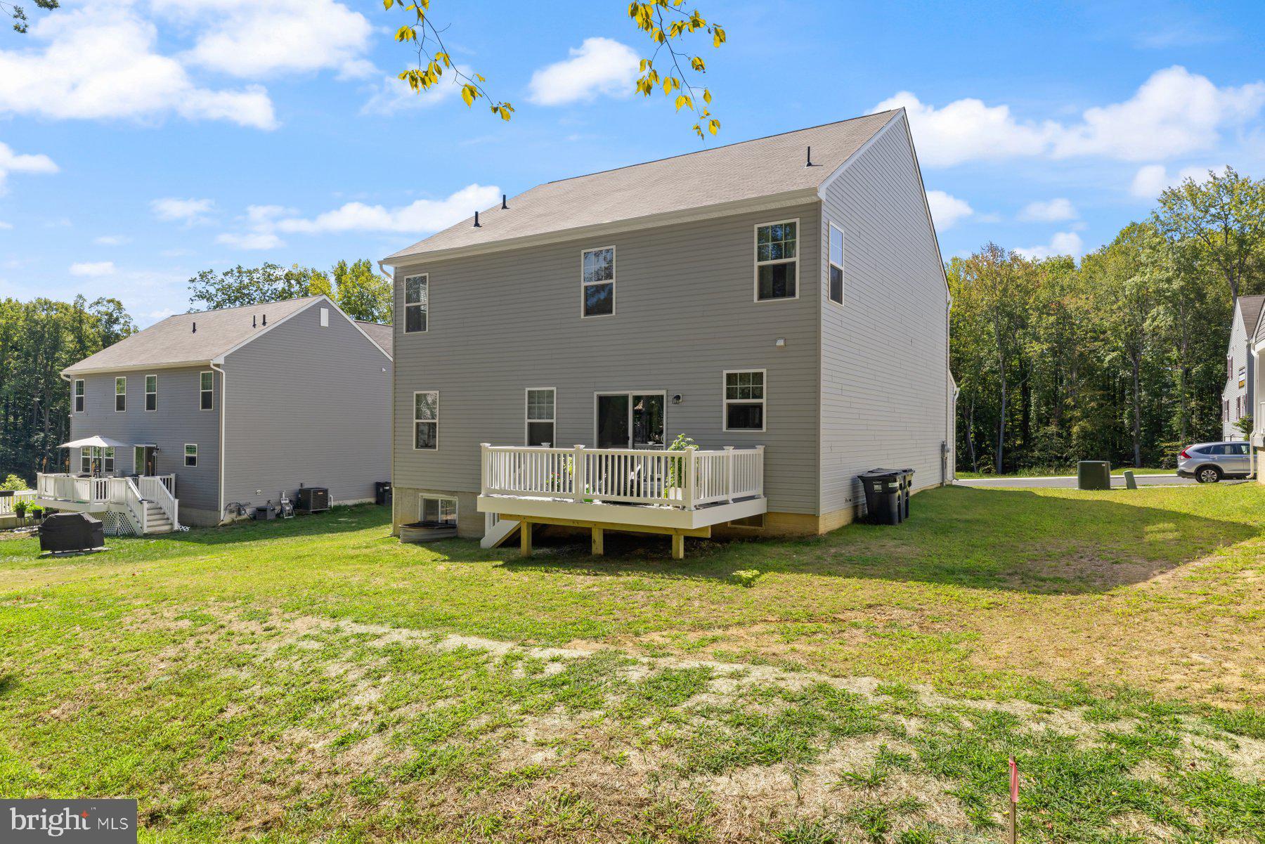 MONTGOMERY OAKS - Residential