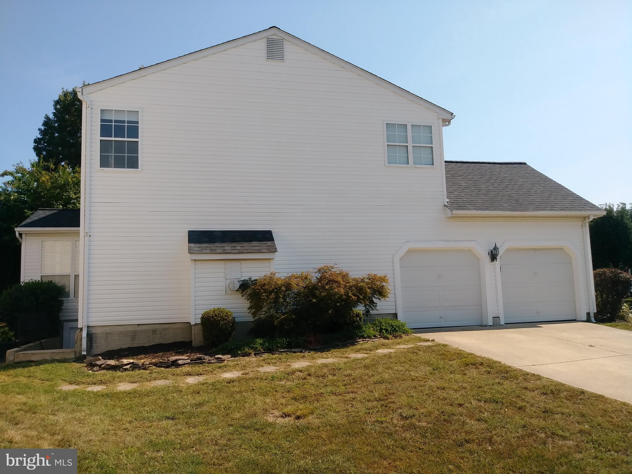 SEVEN OAKS - Residential