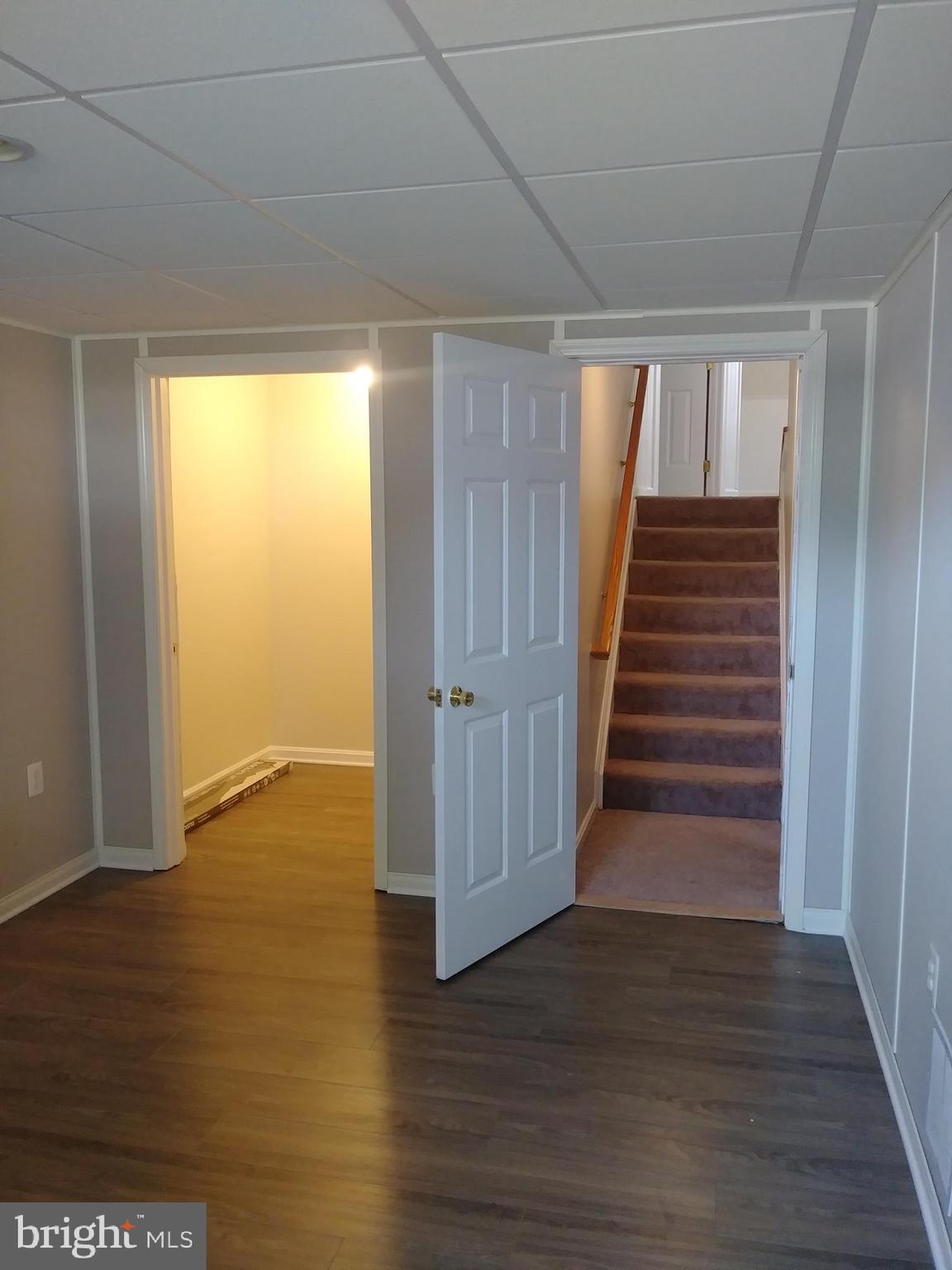 SEVEN OAKS - Residential