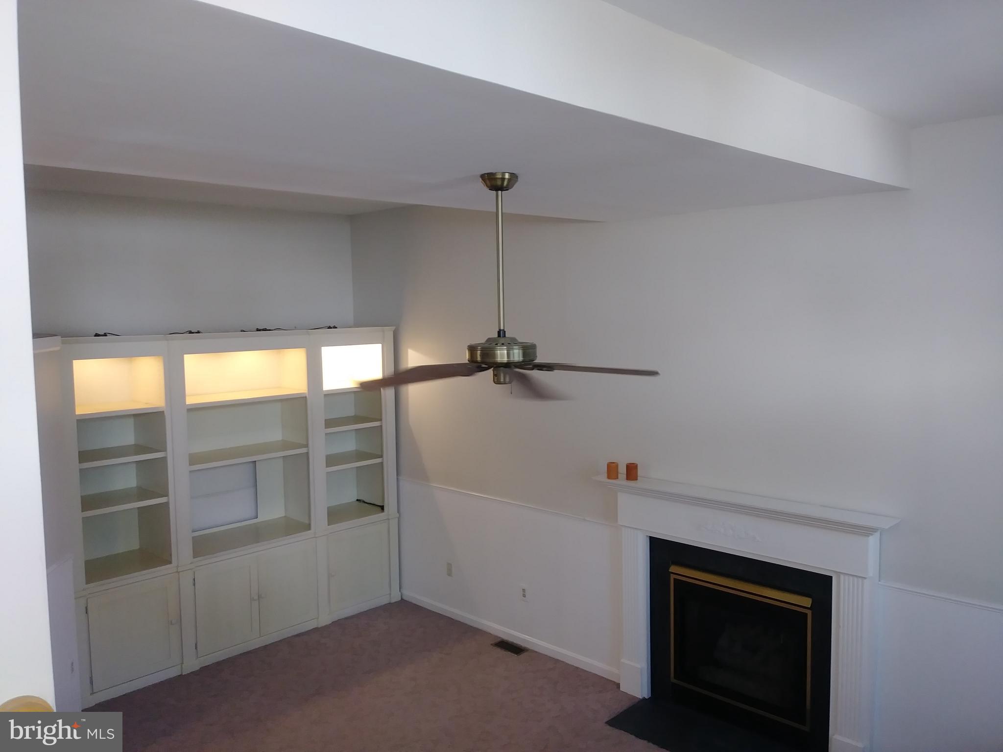 SEVEN OAKS - Residential