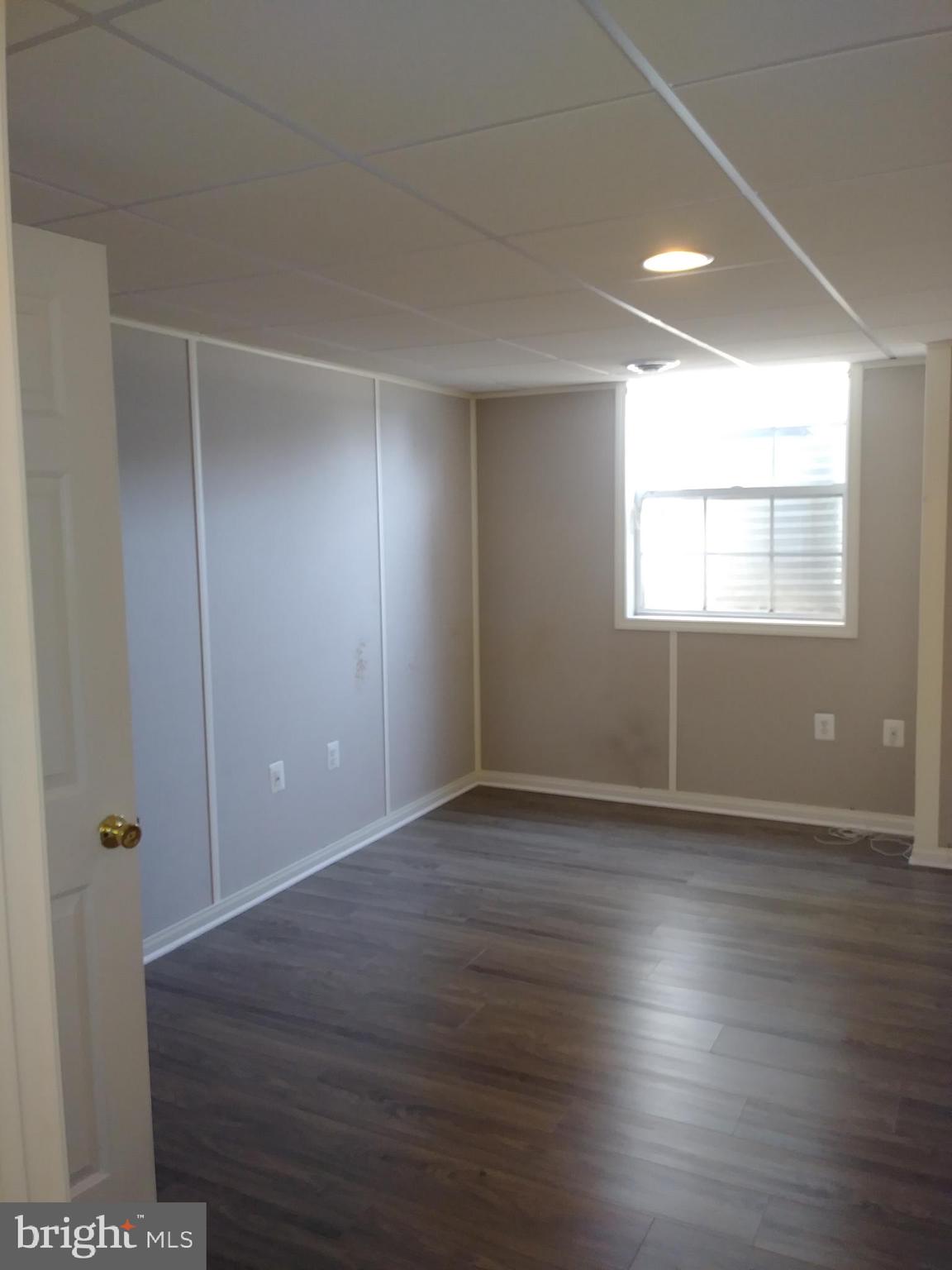 SEVEN OAKS - Residential