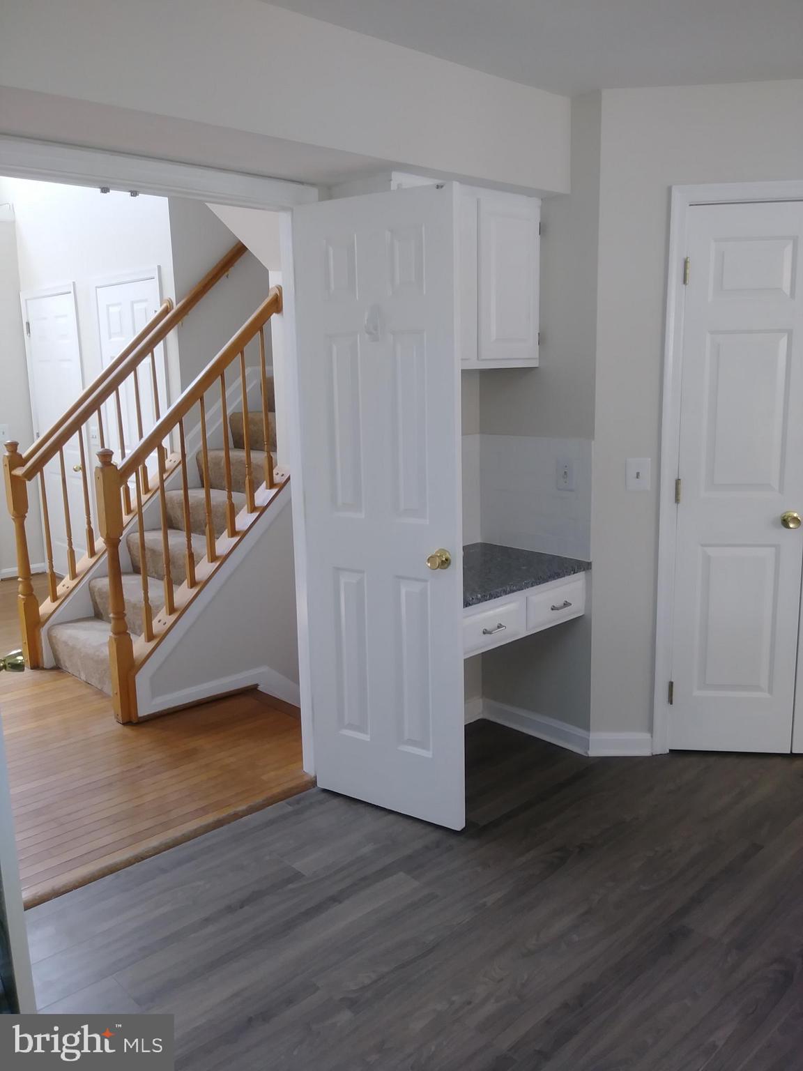 SEVEN OAKS - Residential