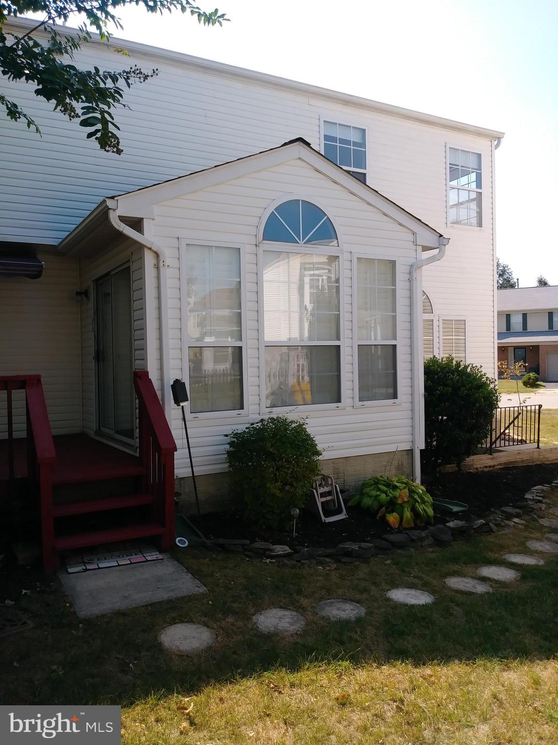 SEVEN OAKS - Residential