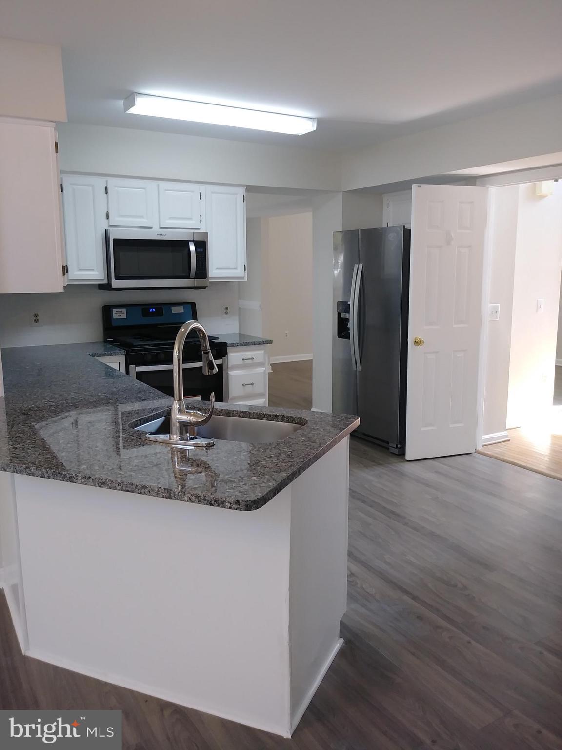 SEVEN OAKS - Residential