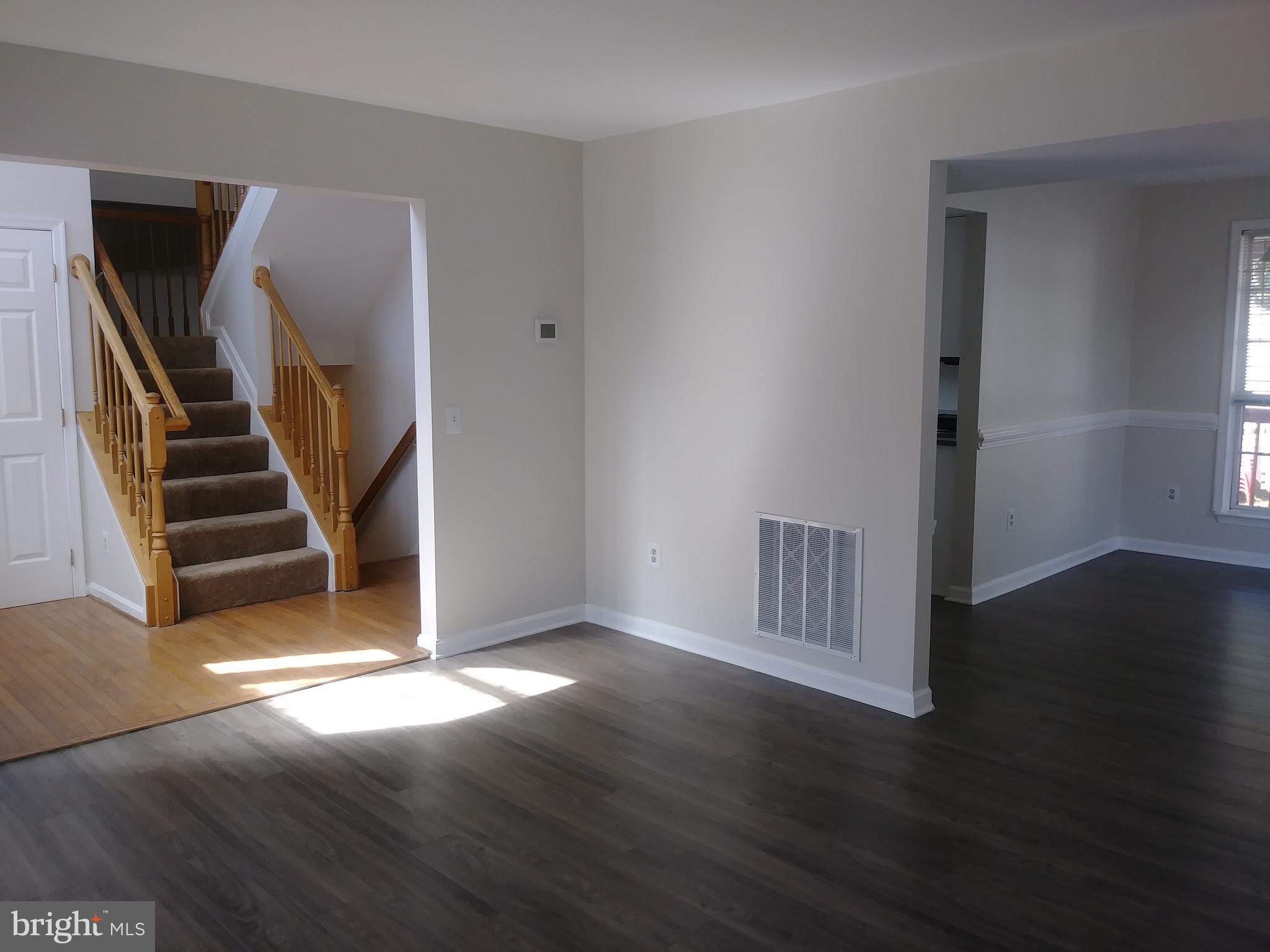 SEVEN OAKS - Residential