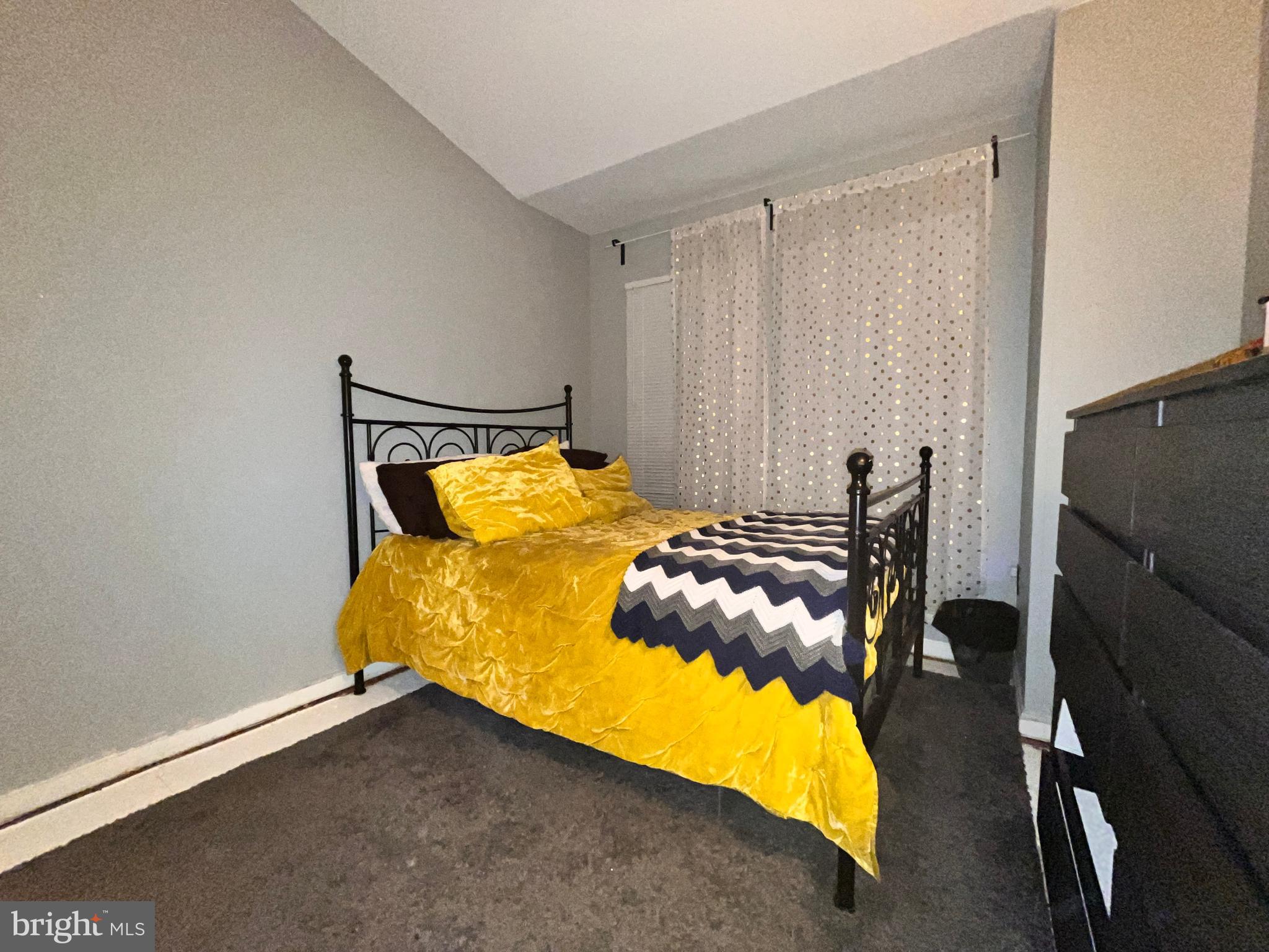 SETON SQUARE - Residential