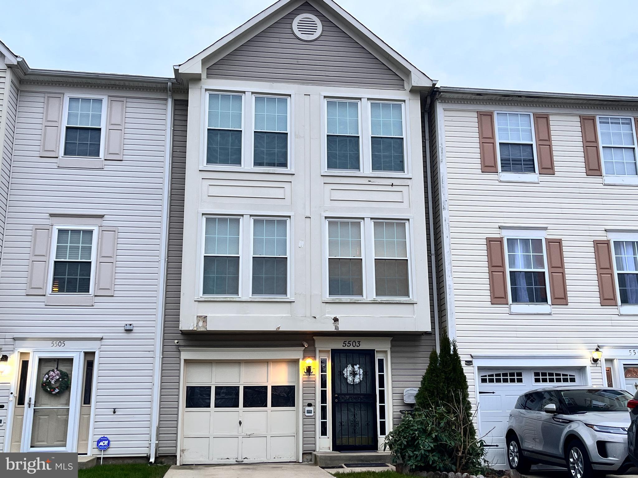 SETON SQUARE - Residential