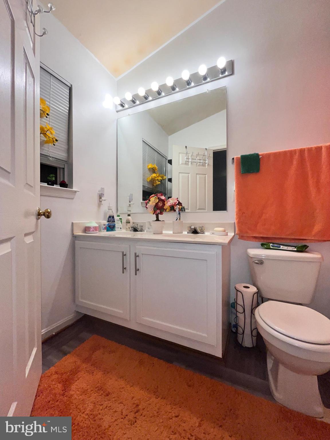 SETON SQUARE - Residential