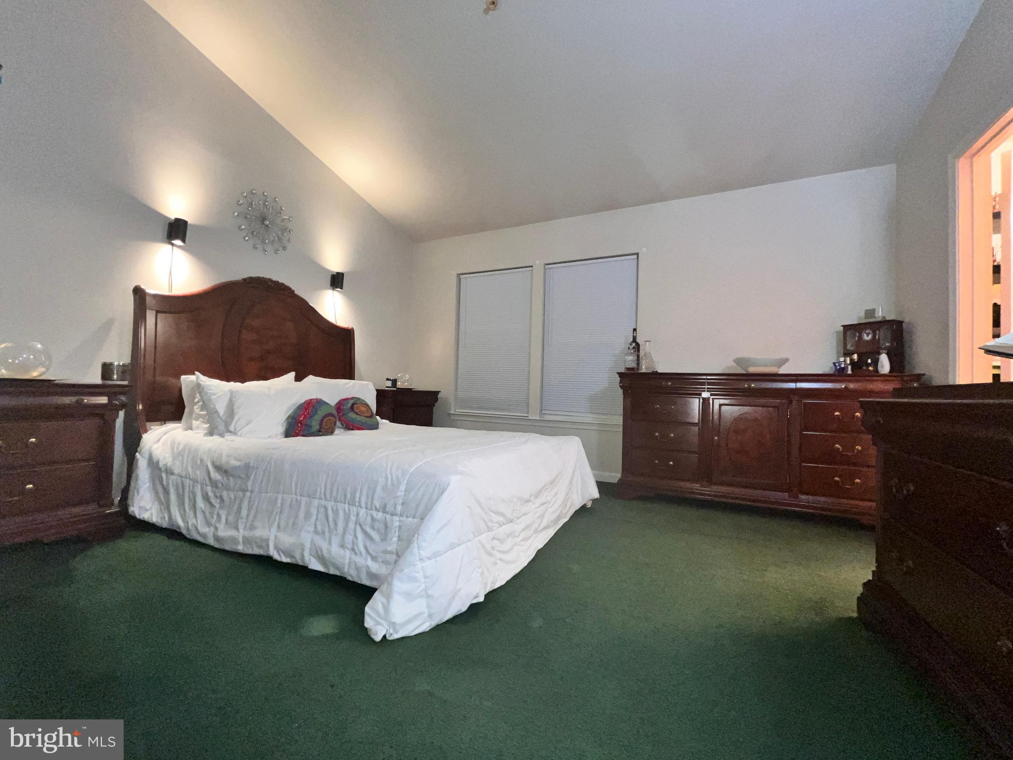 SETON SQUARE - Residential