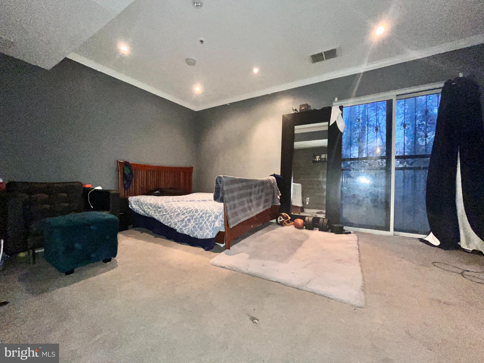 SETON SQUARE - Residential