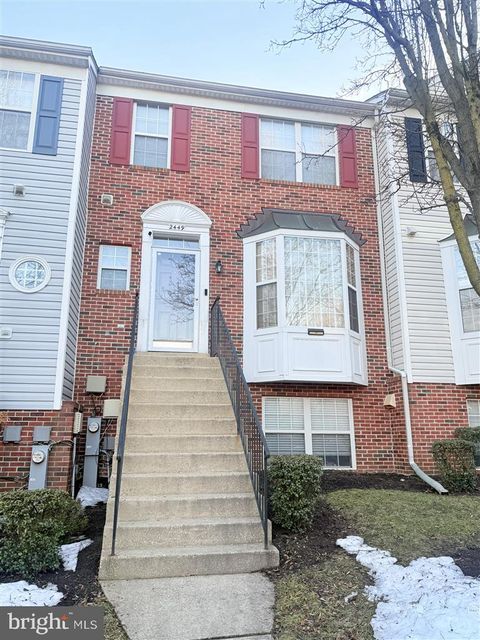 Condo For Sale - 2449 Medford Court<br/> CROFTON, MD 21114