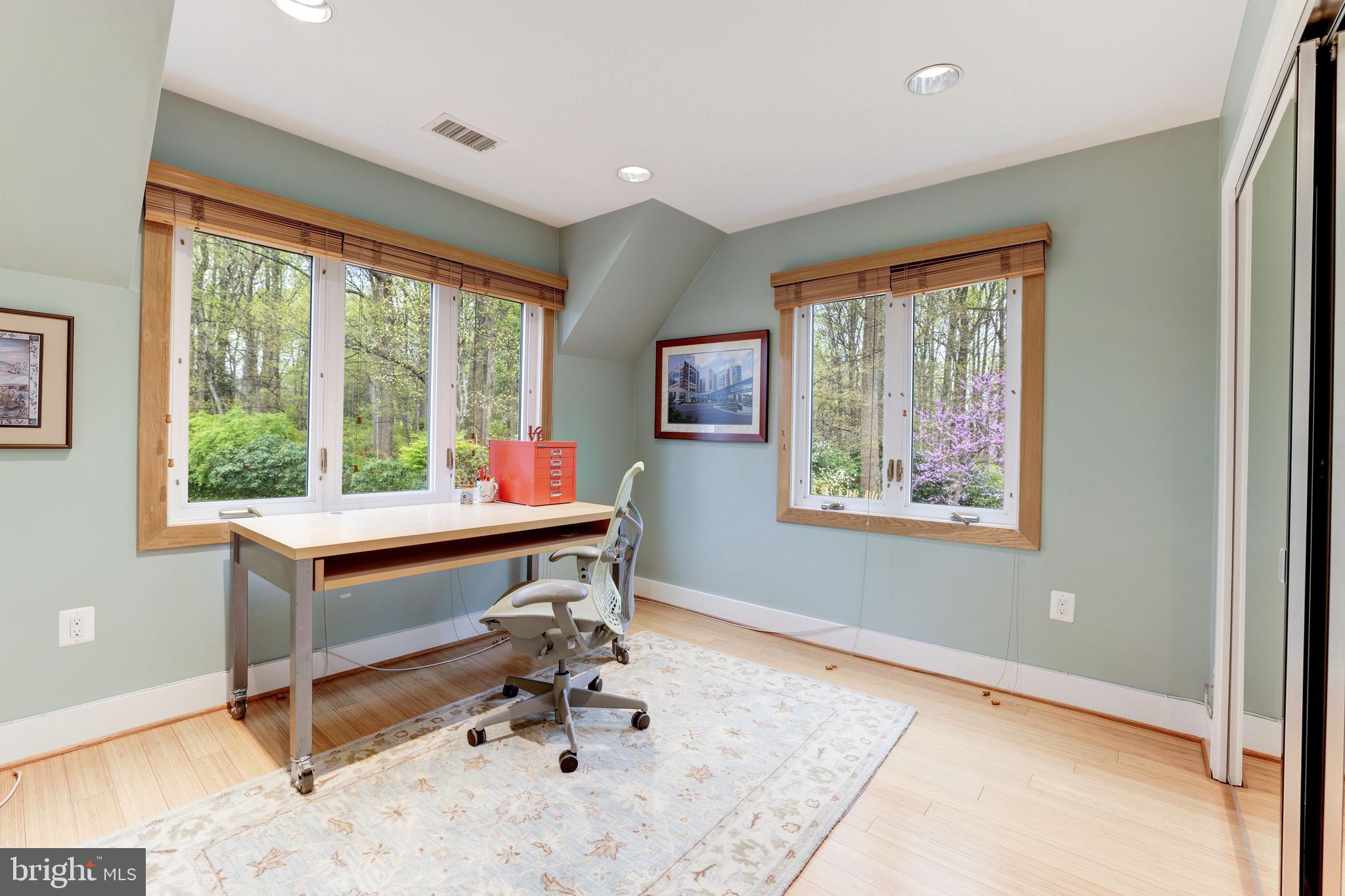 LEIGH MILL COMMONS - Residential