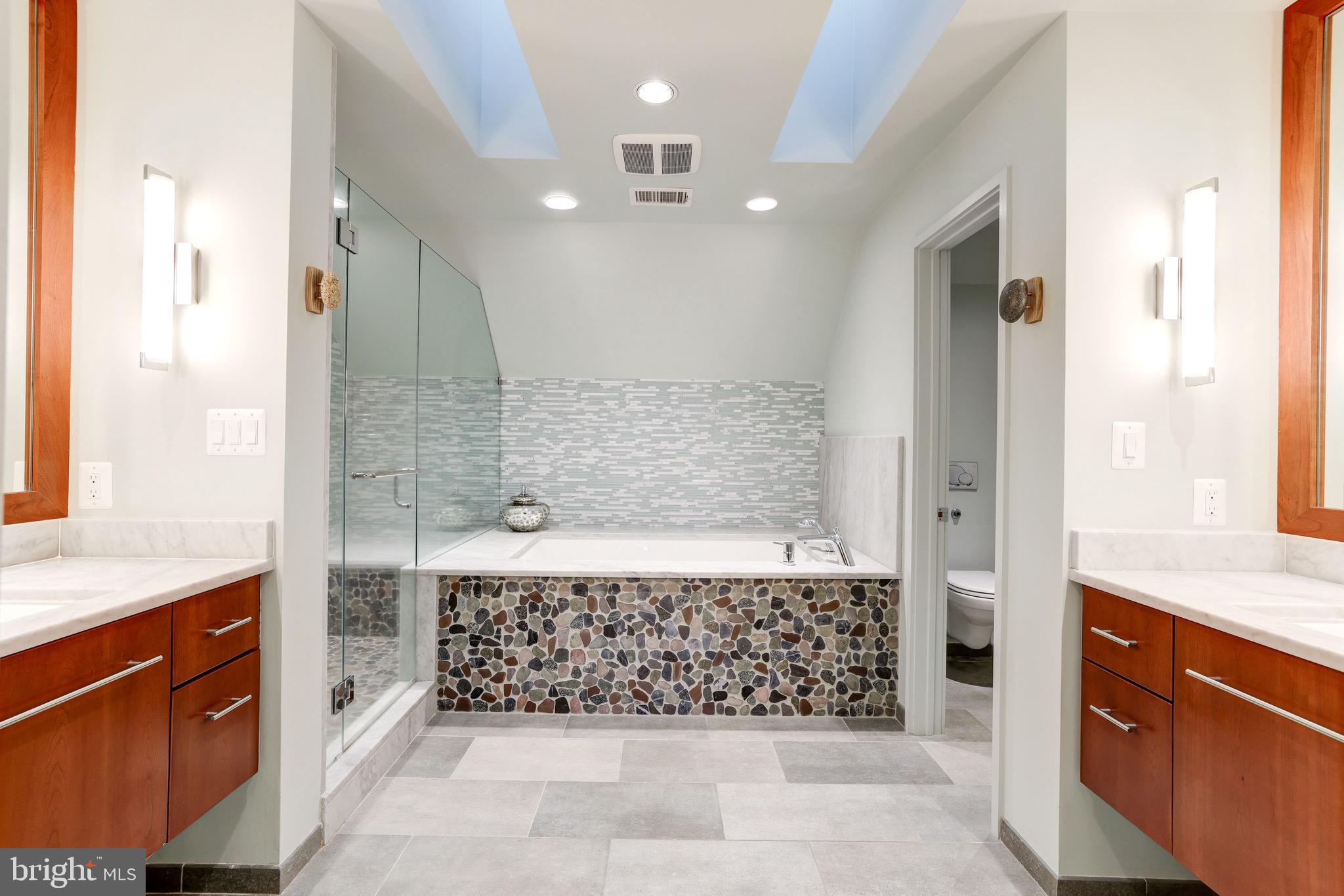 LEIGH MILL COMMONS - Residential