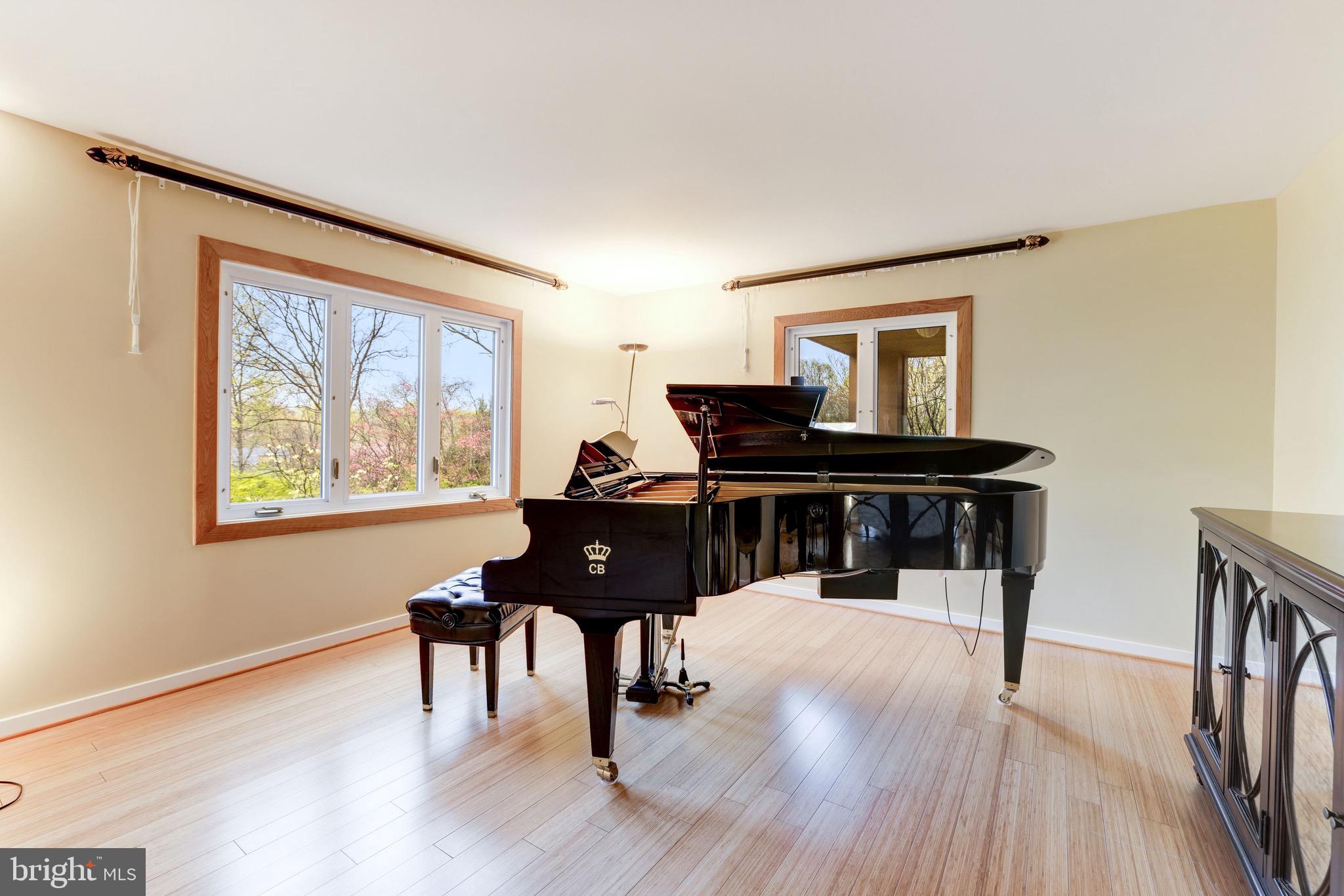 LEIGH MILL COMMONS - Residential