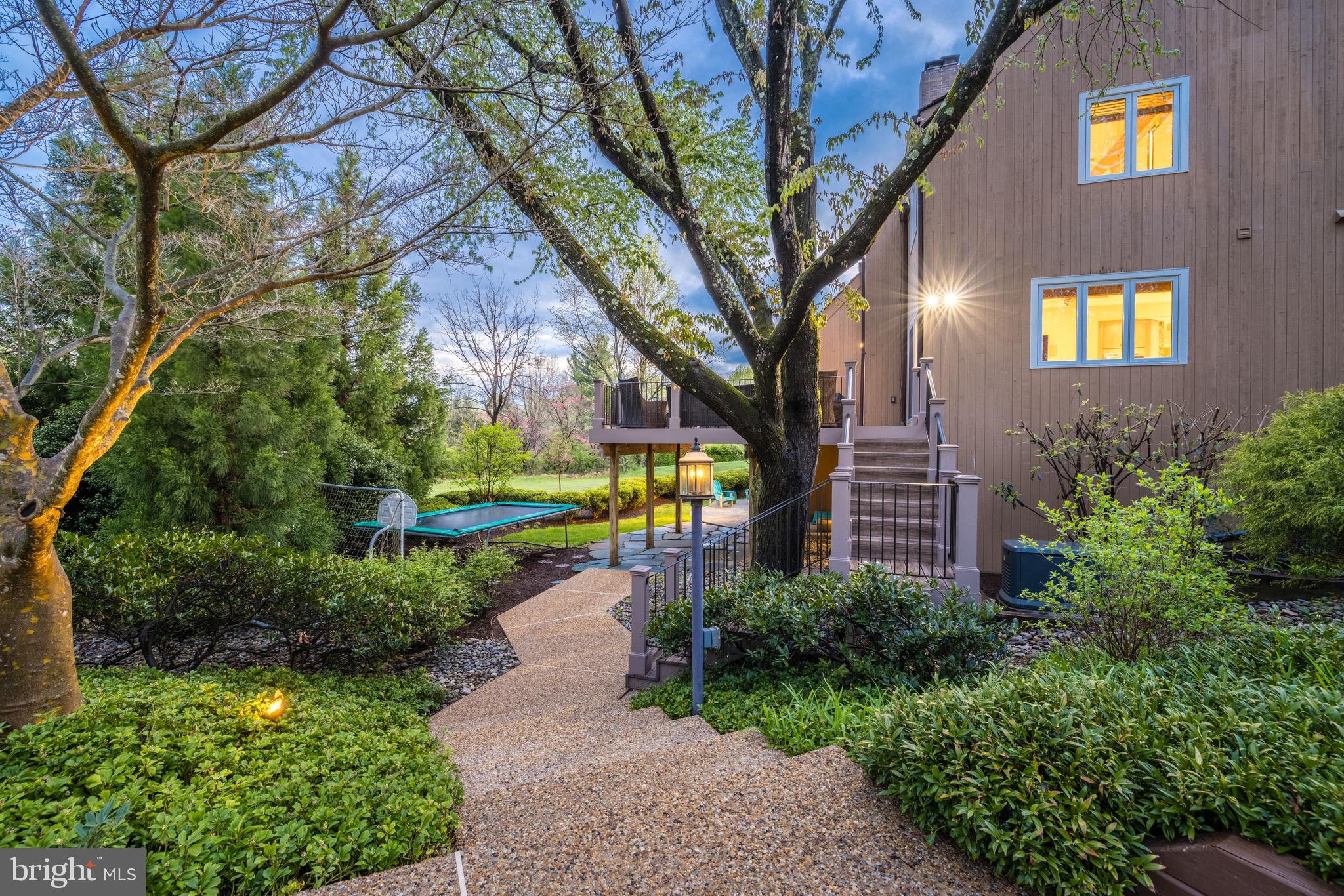 LEIGH MILL COMMONS - Residential