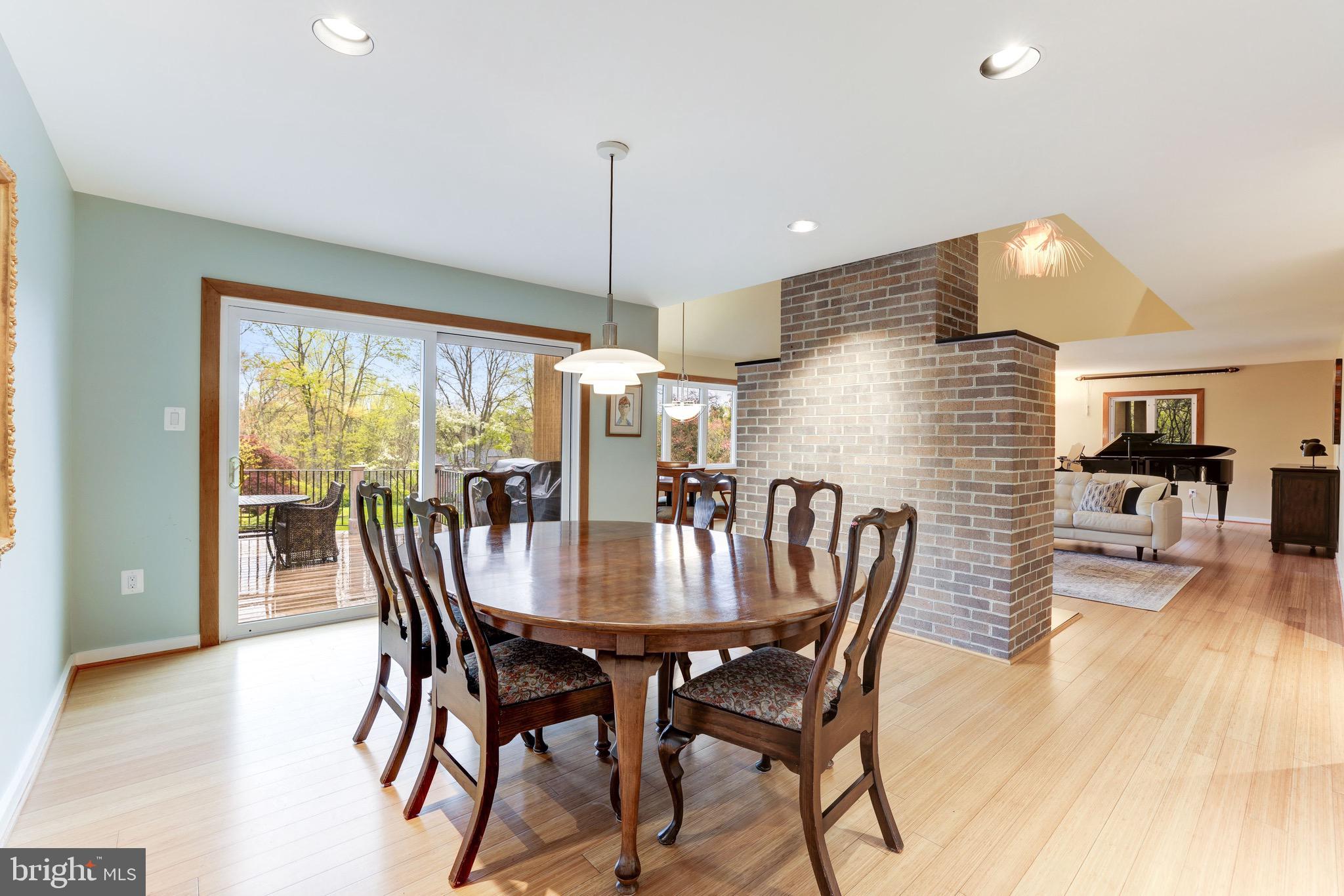 LEIGH MILL COMMONS - Residential