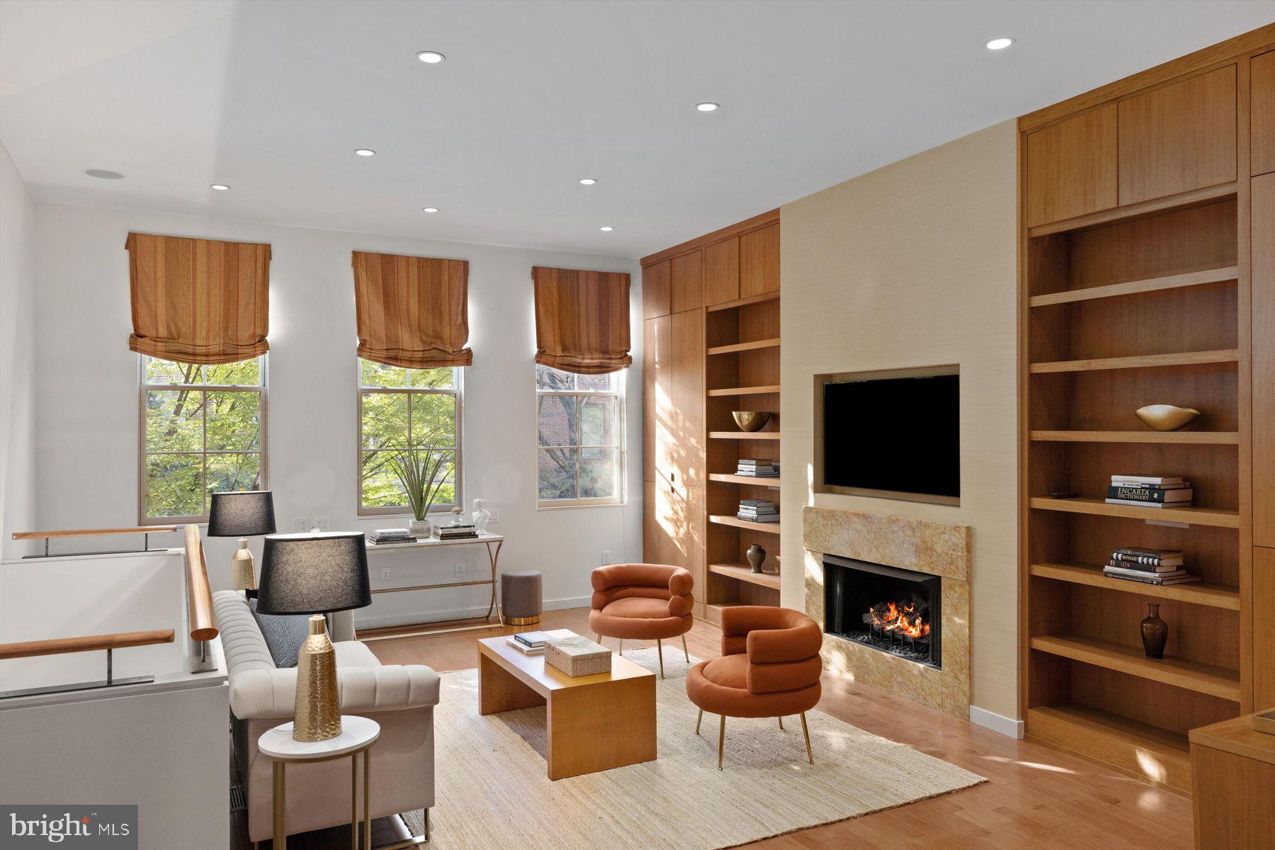 RITTENHOUSE SQUARE - Residential