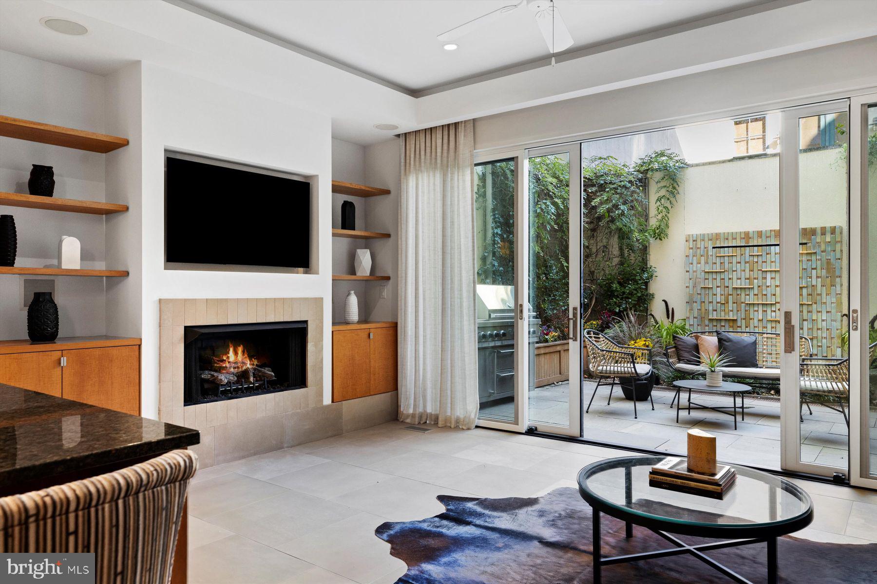 RITTENHOUSE SQUARE - Residential