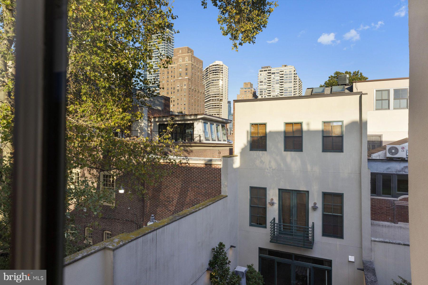 RITTENHOUSE SQUARE - Residential