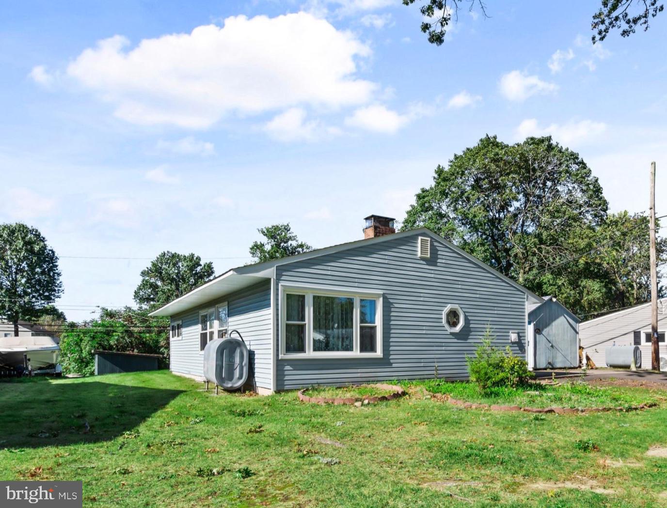 260 THORNRIDGE DRIVE