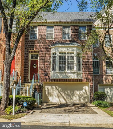 150 REES PLACE FALLS CHURCH VA 22046