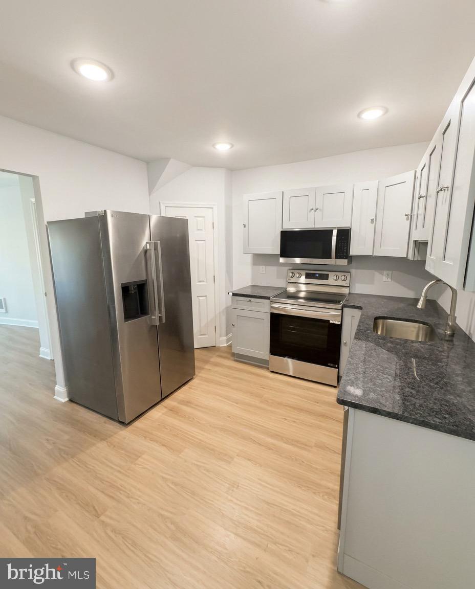PHILADELPHIA (SOUTHWEST) - Residential