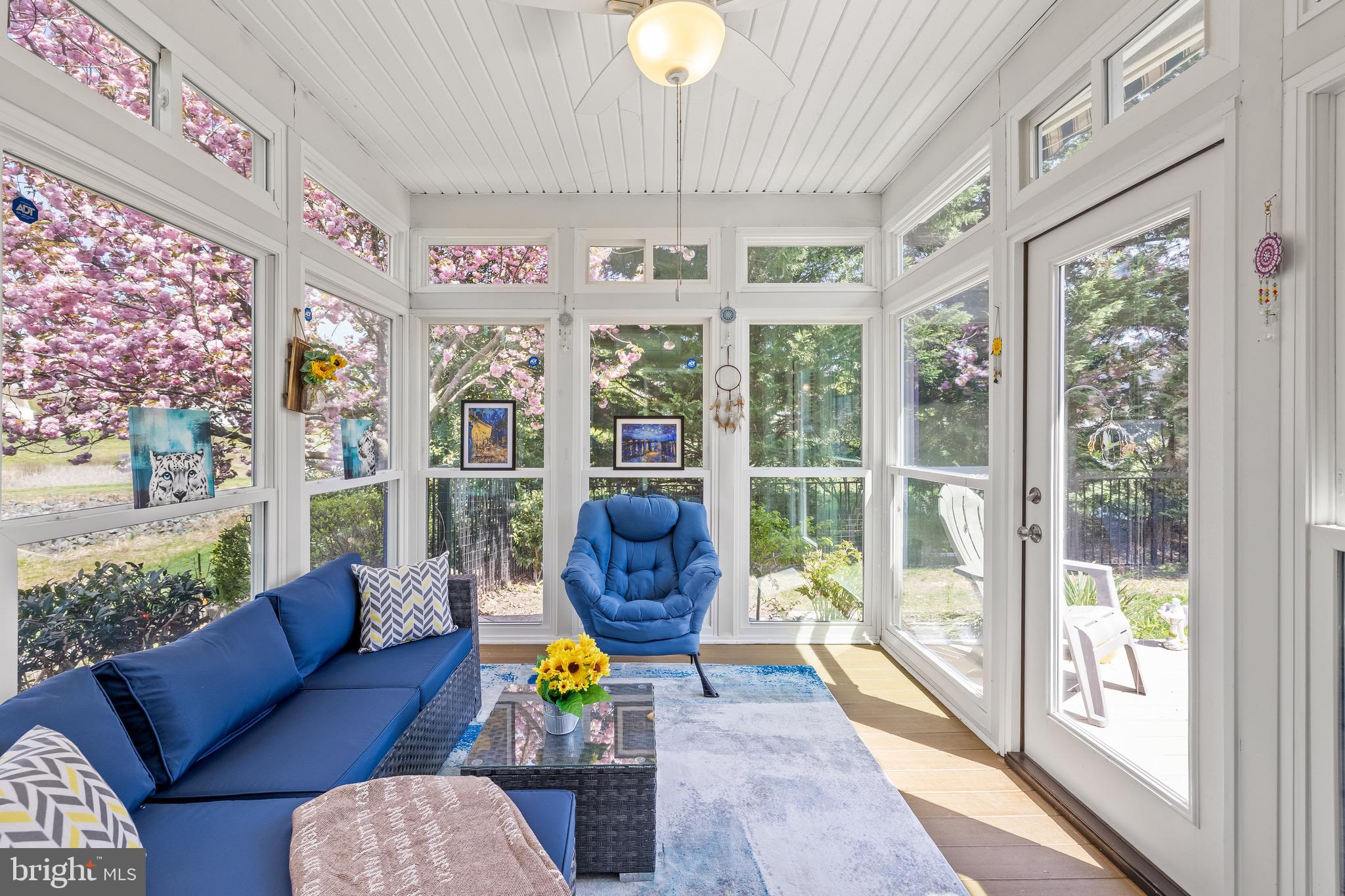 FALLS RUN - Residential