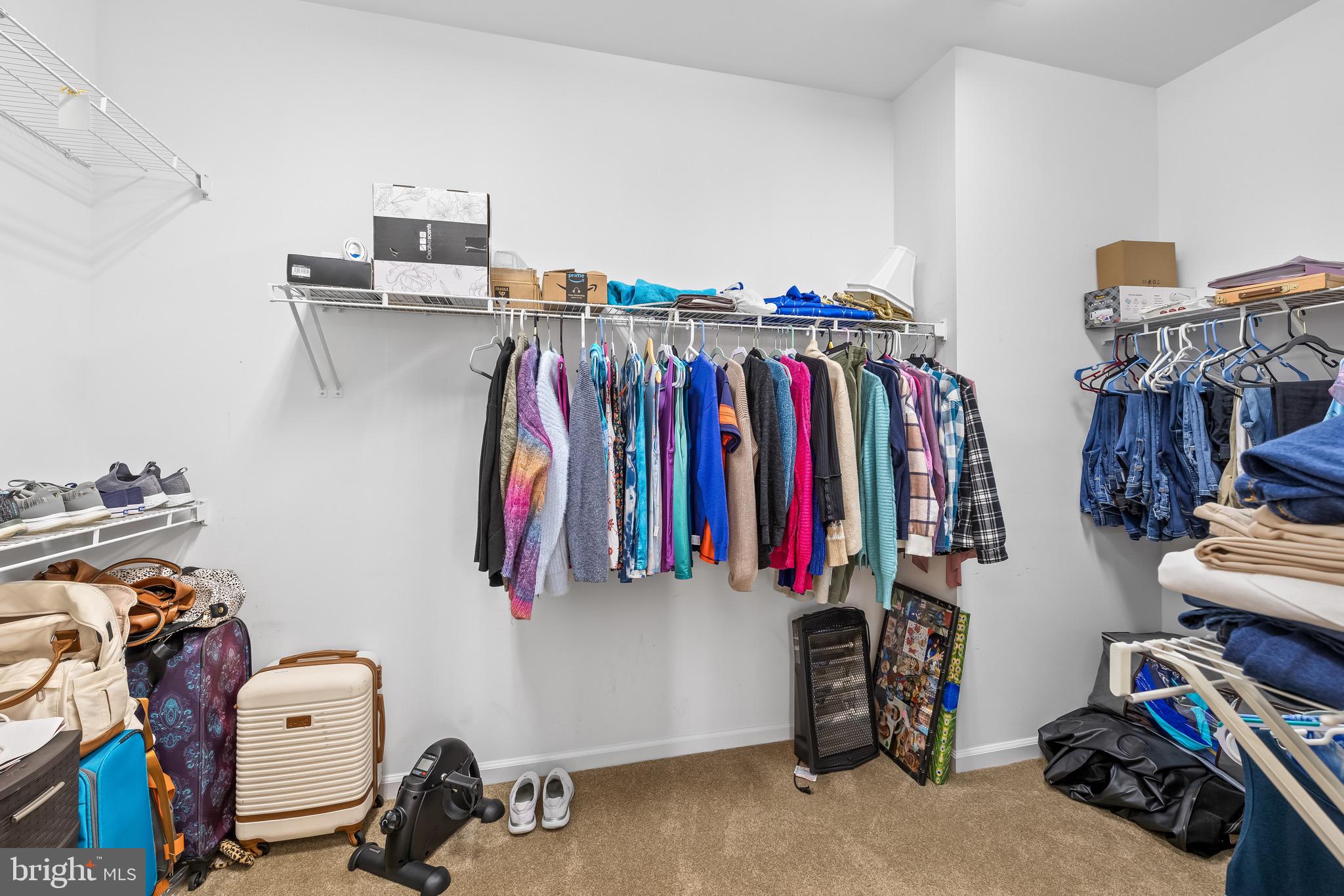 FALLS RUN - Residential