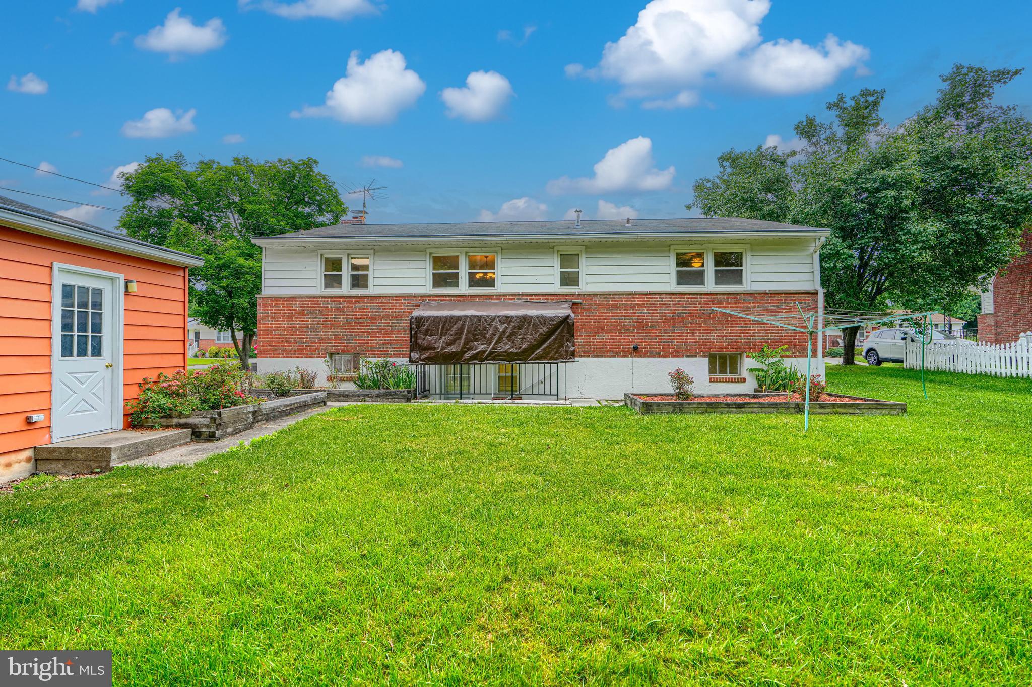 112 SPRINGSIDE DRIVE