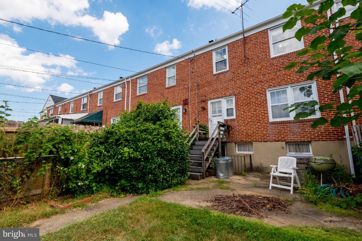 LOCH RAVEN VILLAGE - Residential