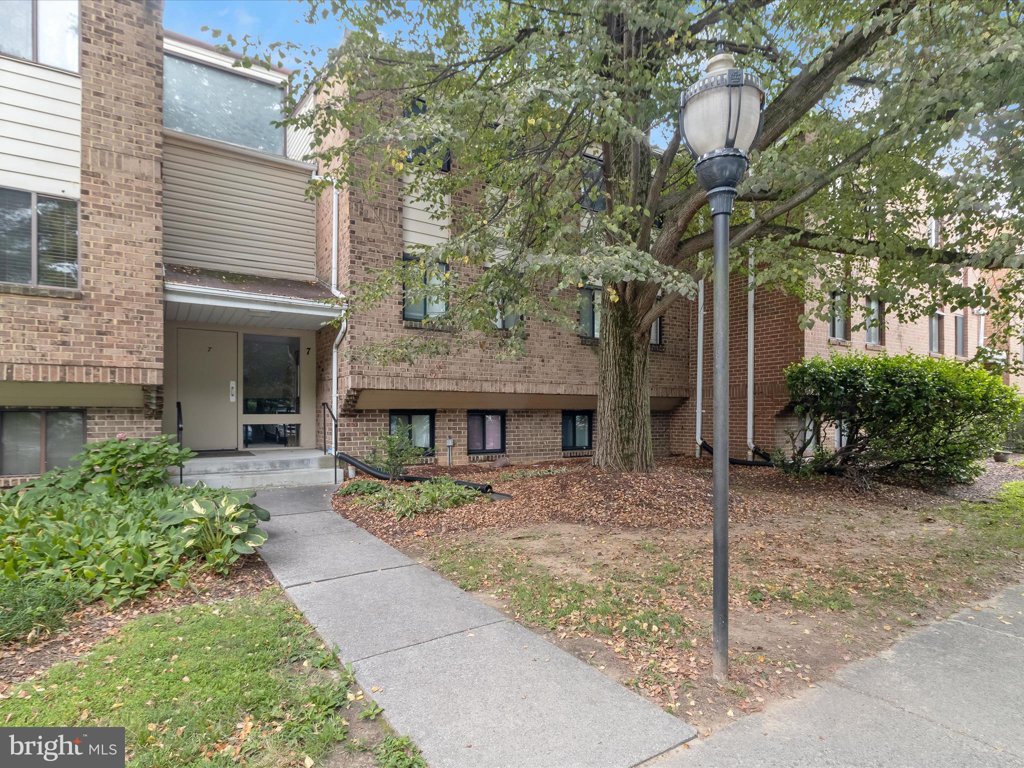 ROCKLAND RUN - Residential