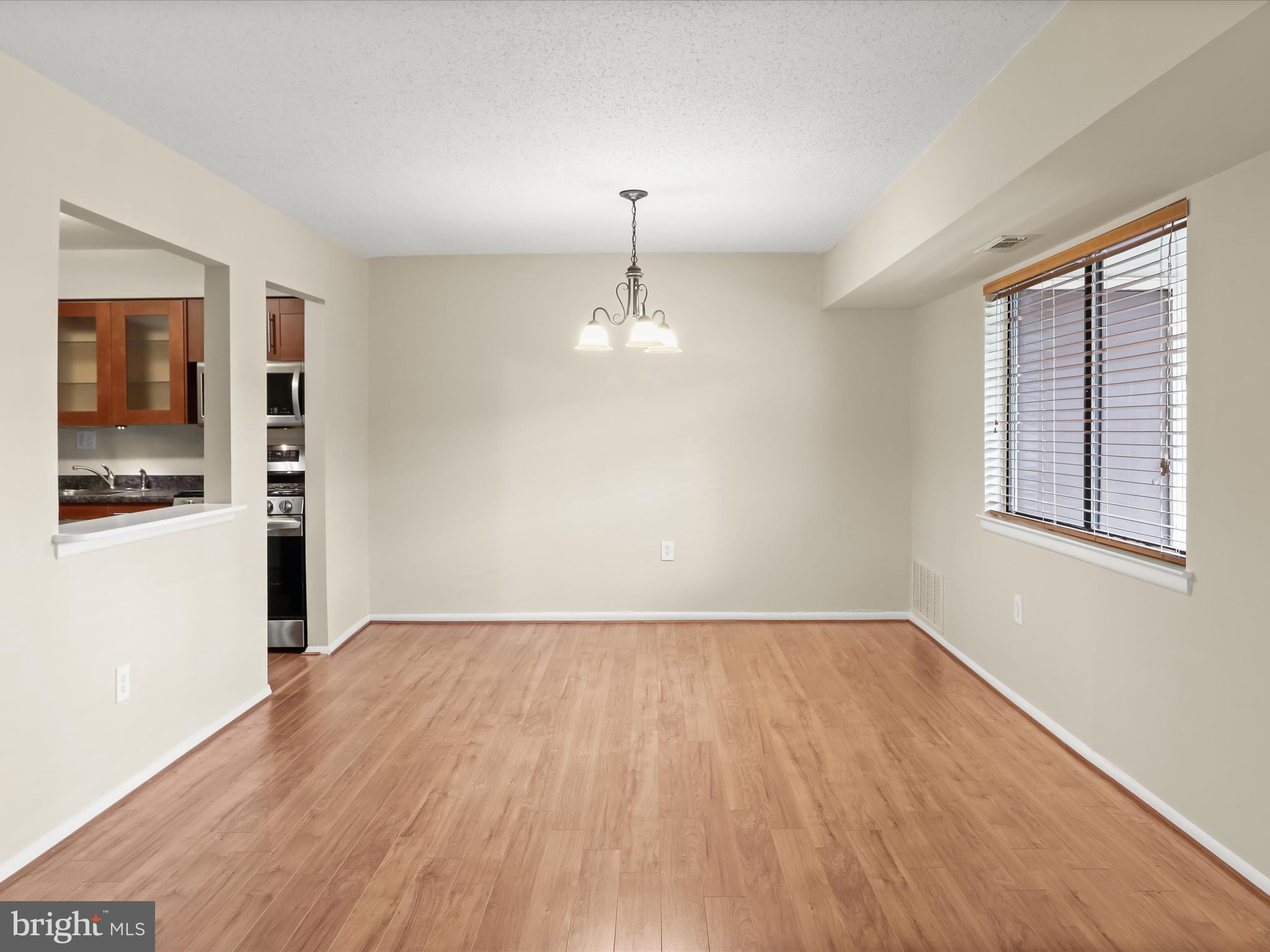 ROCKLAND RUN - Residential