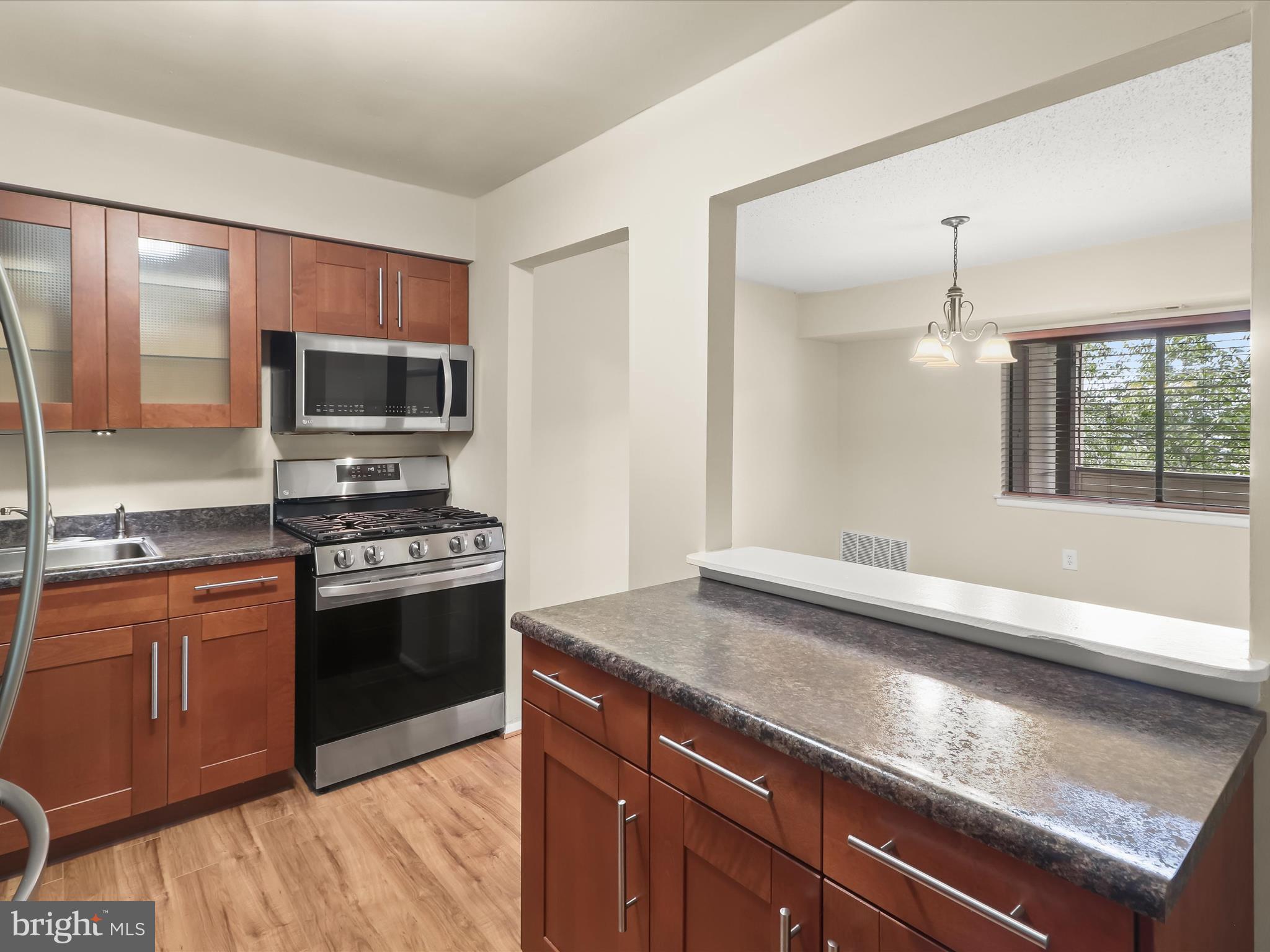 ROCKLAND RUN - Residential