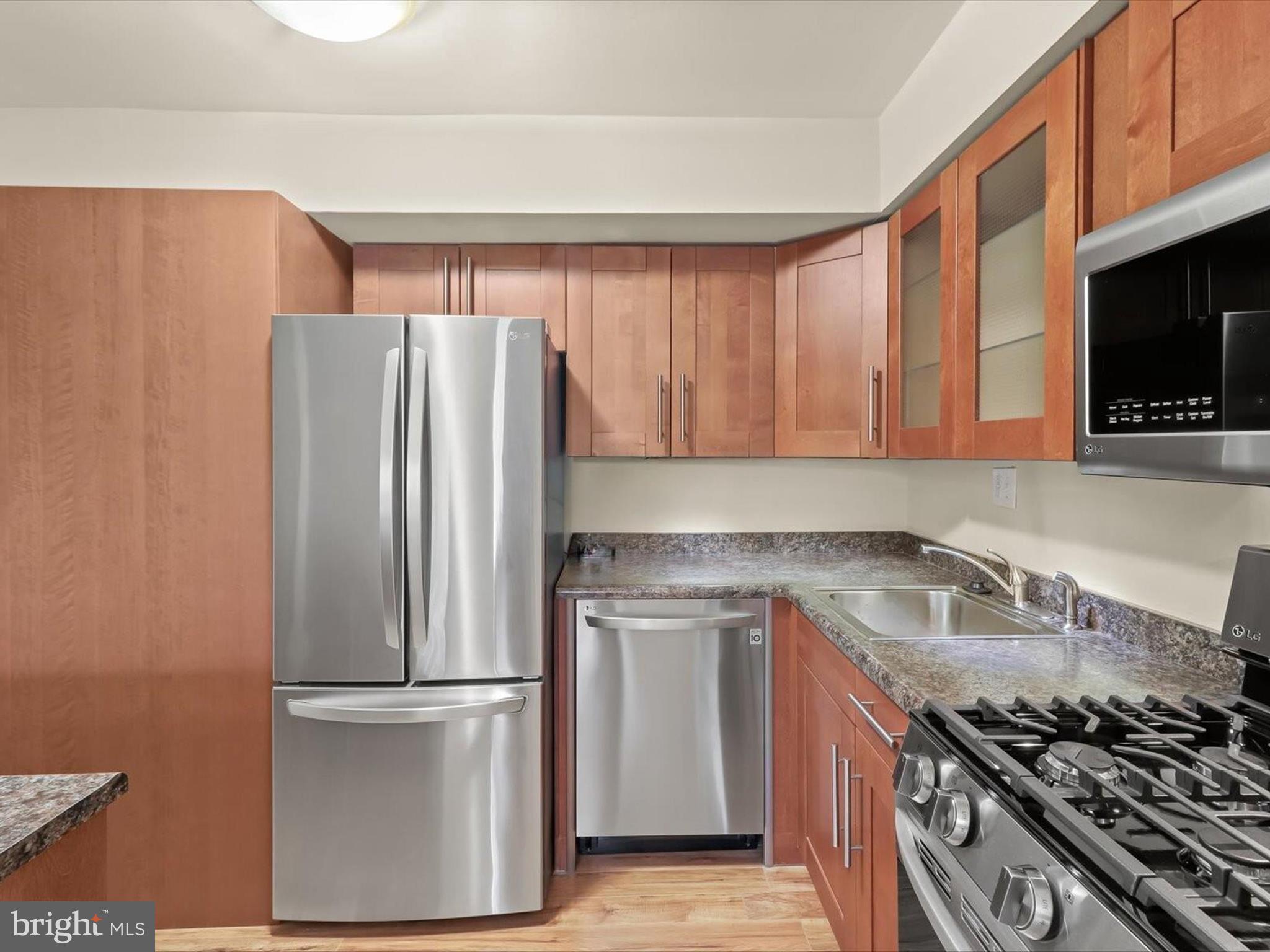 ROCKLAND RUN - Residential