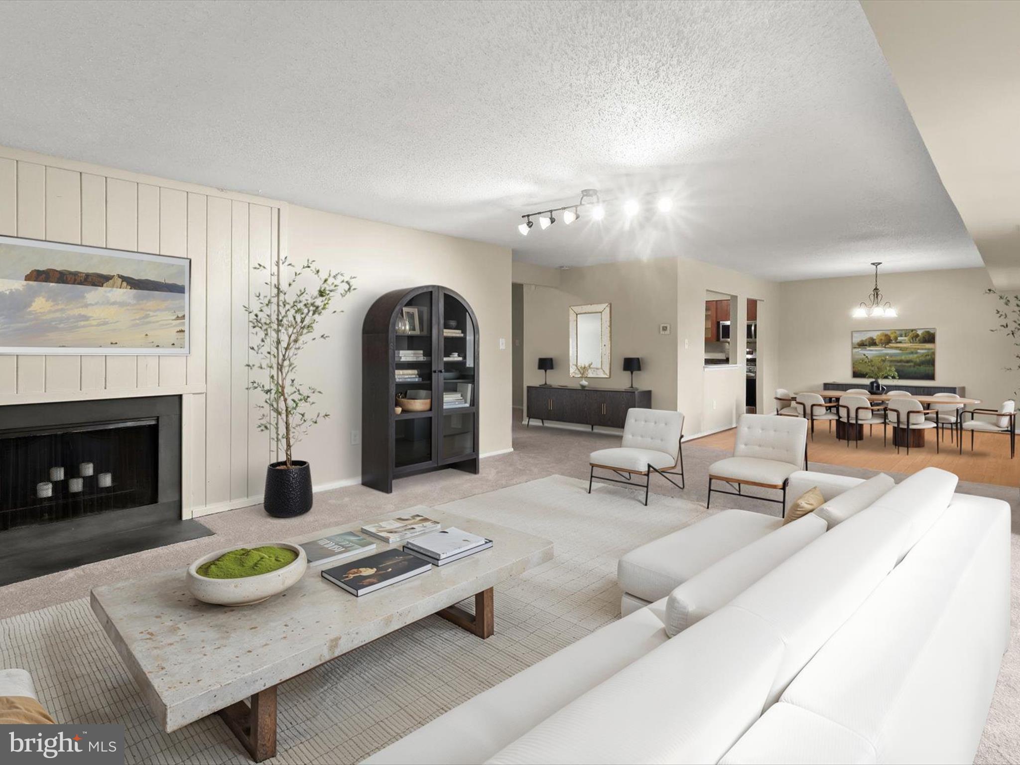 ROCKLAND RUN - Residential