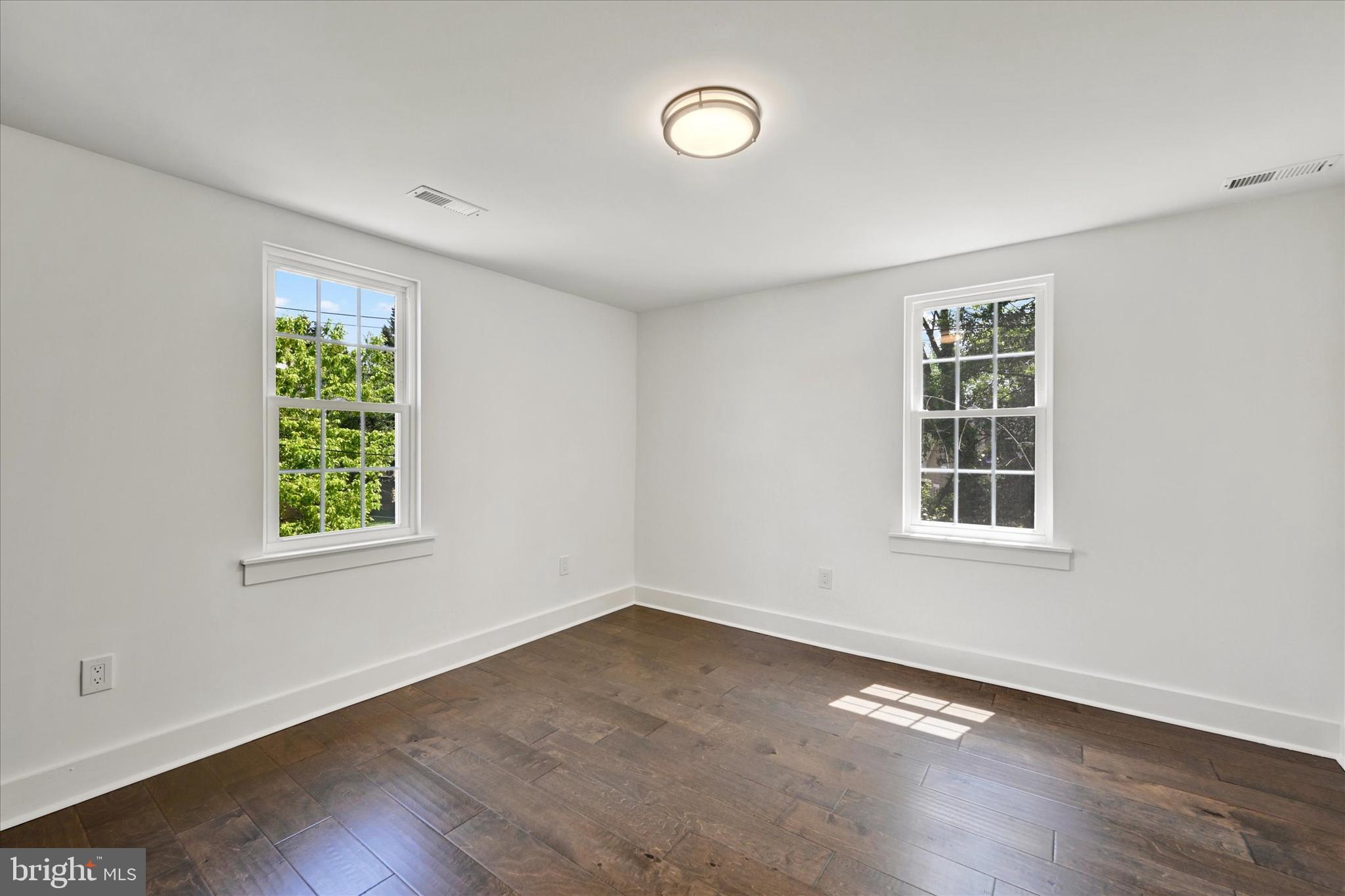 WALTHERSON - Residential