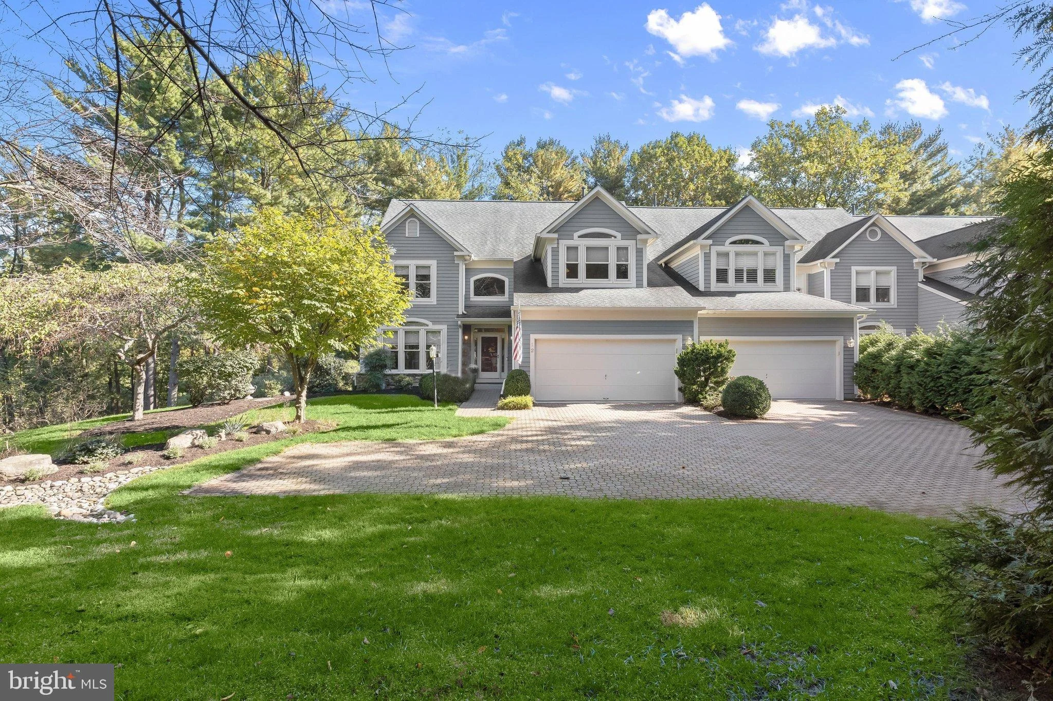 12 Spyglass Court