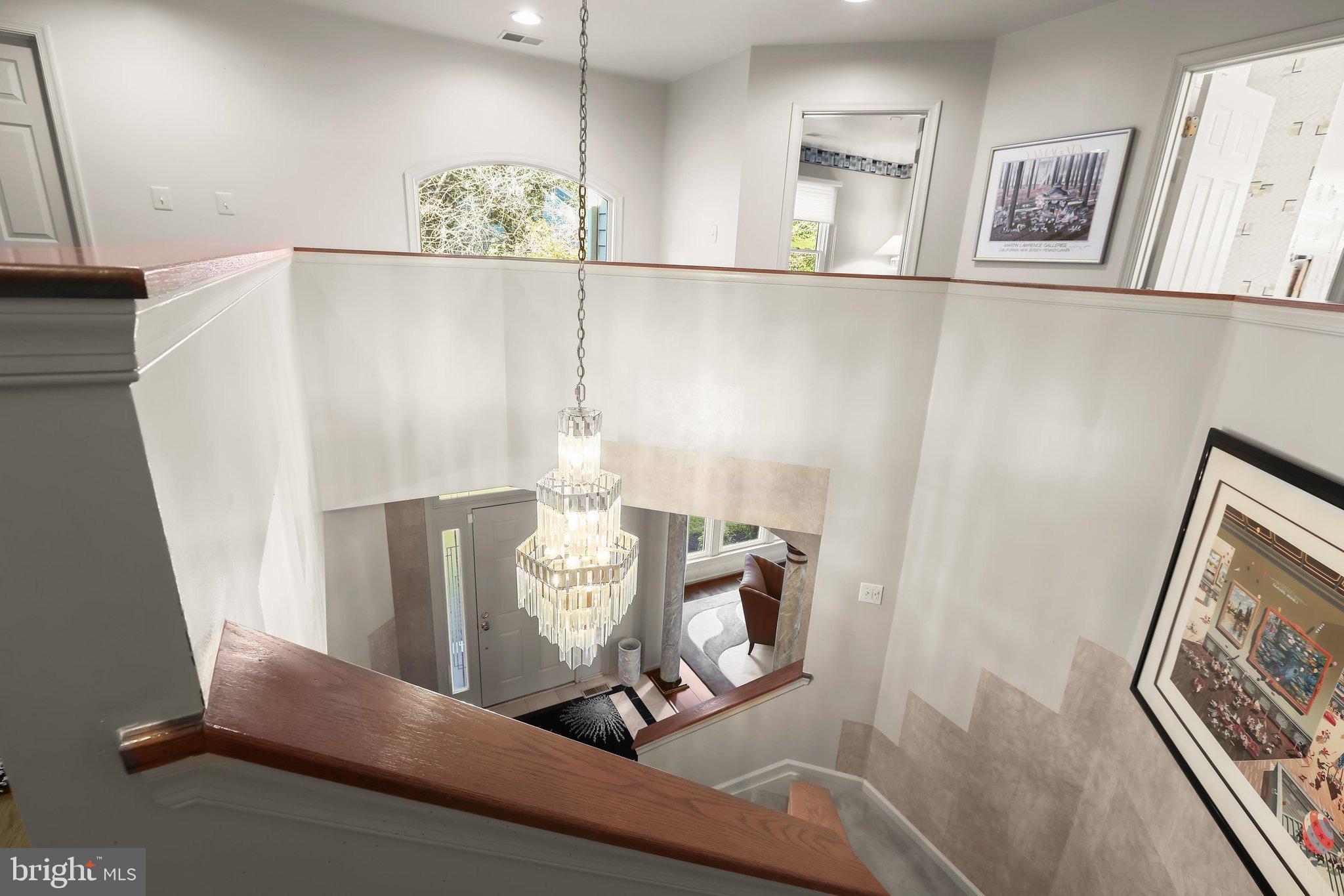 12 SPYGLASS COURT