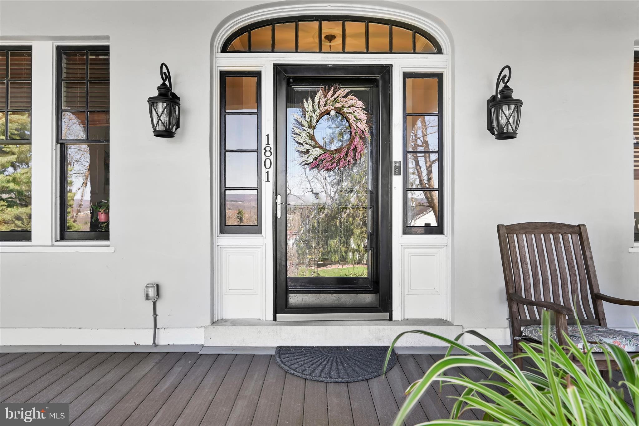 YORKVILLE - Residential