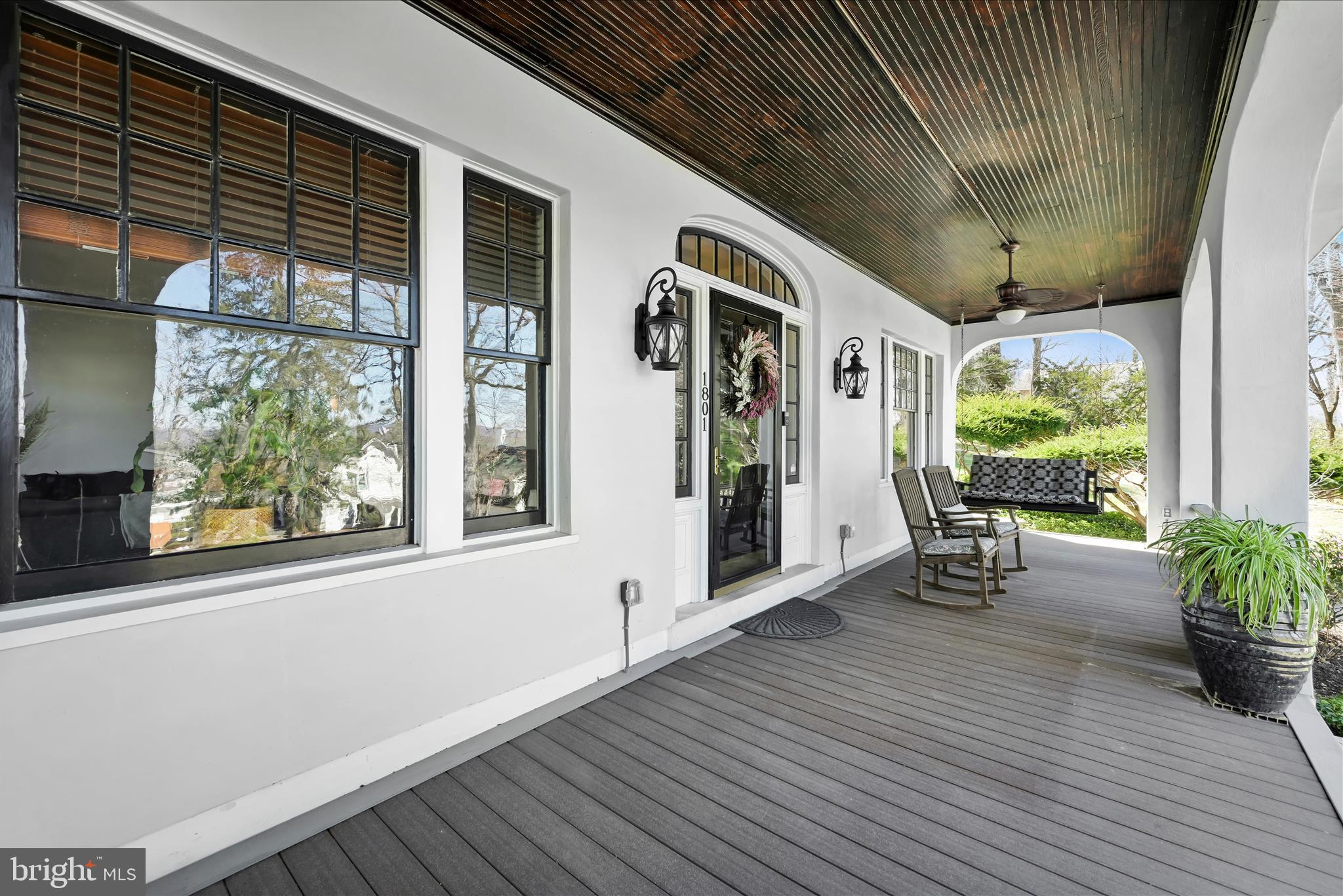 YORKVILLE - Residential