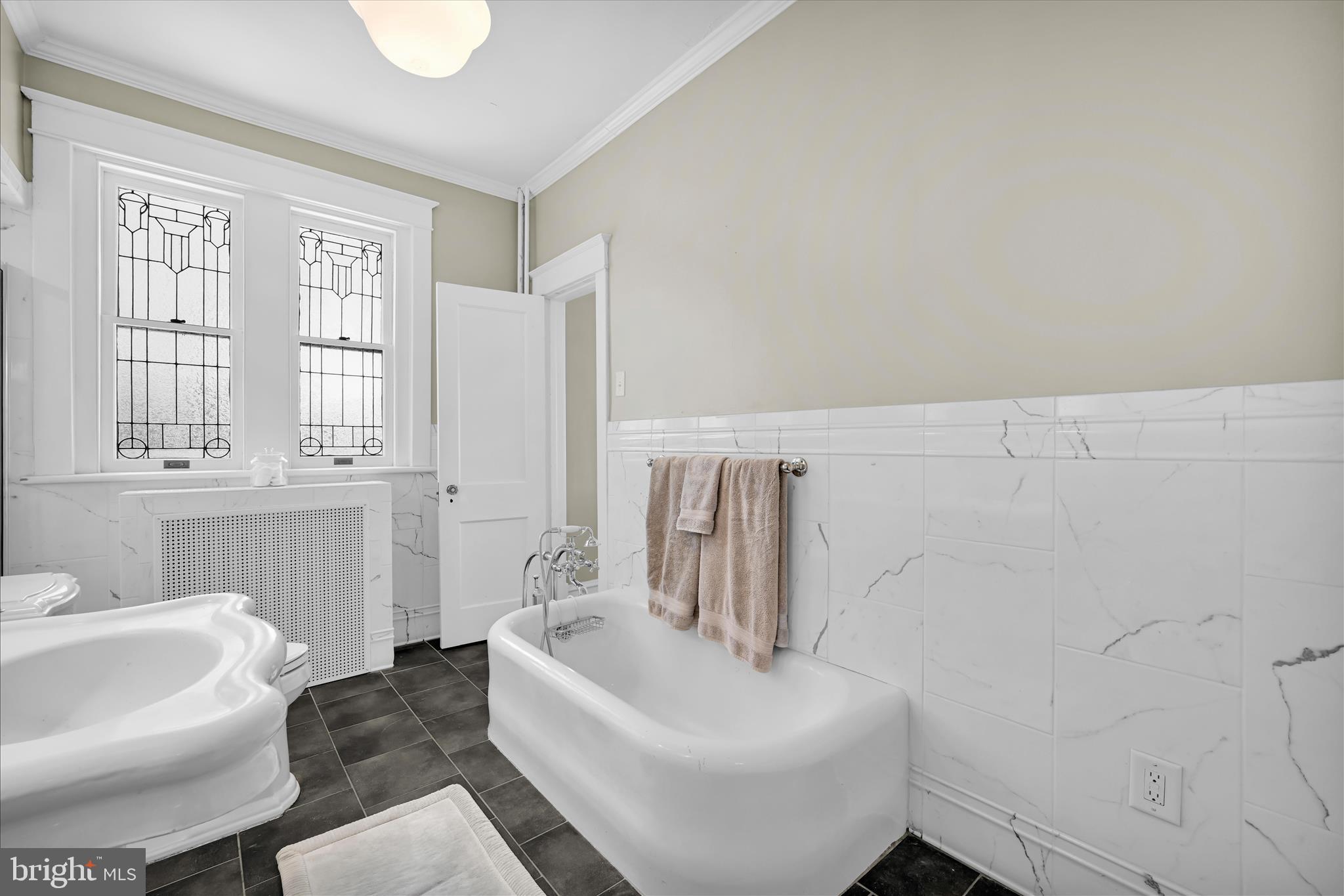 YORKVILLE - Residential