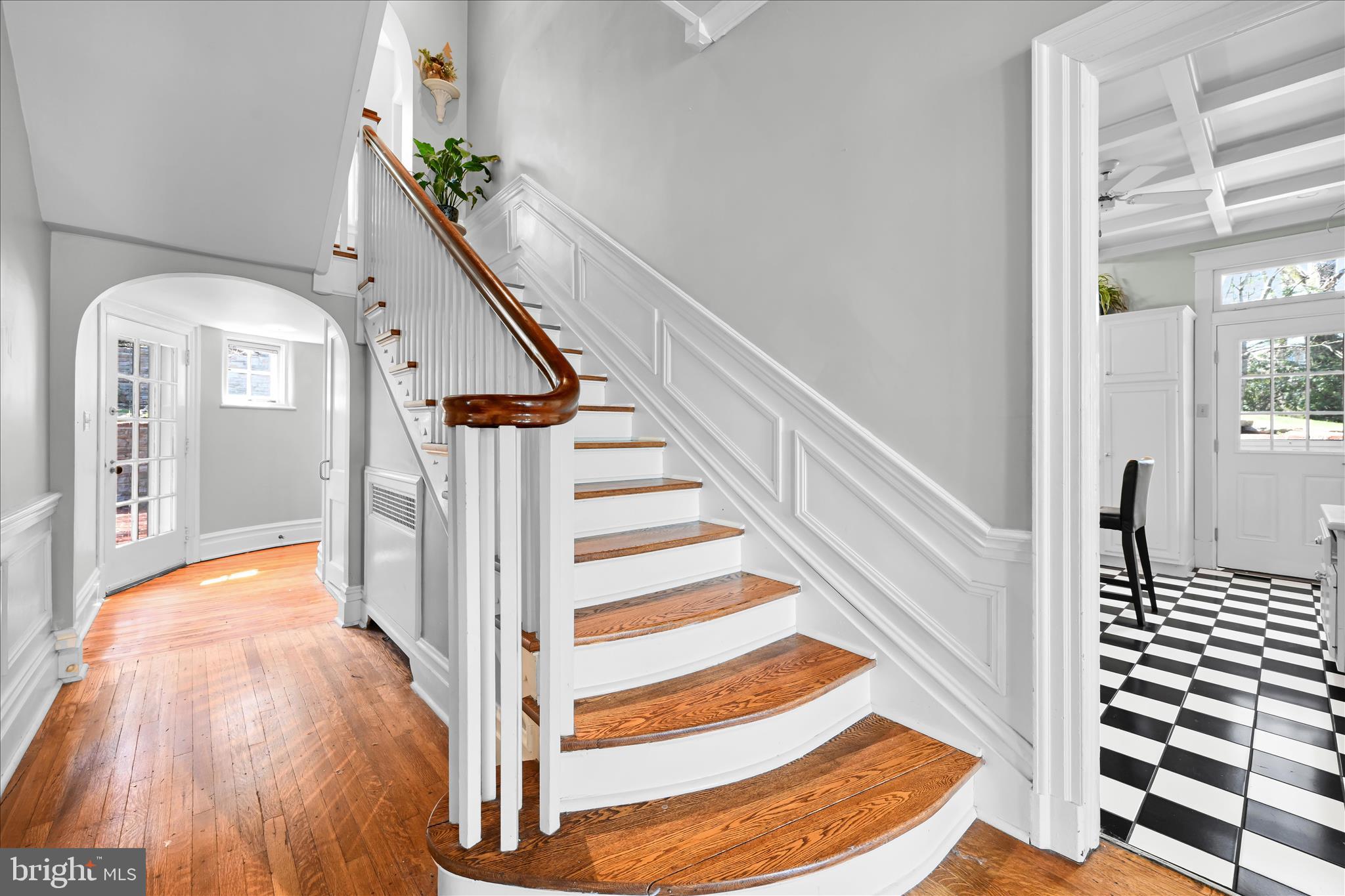 YORKVILLE - Residential