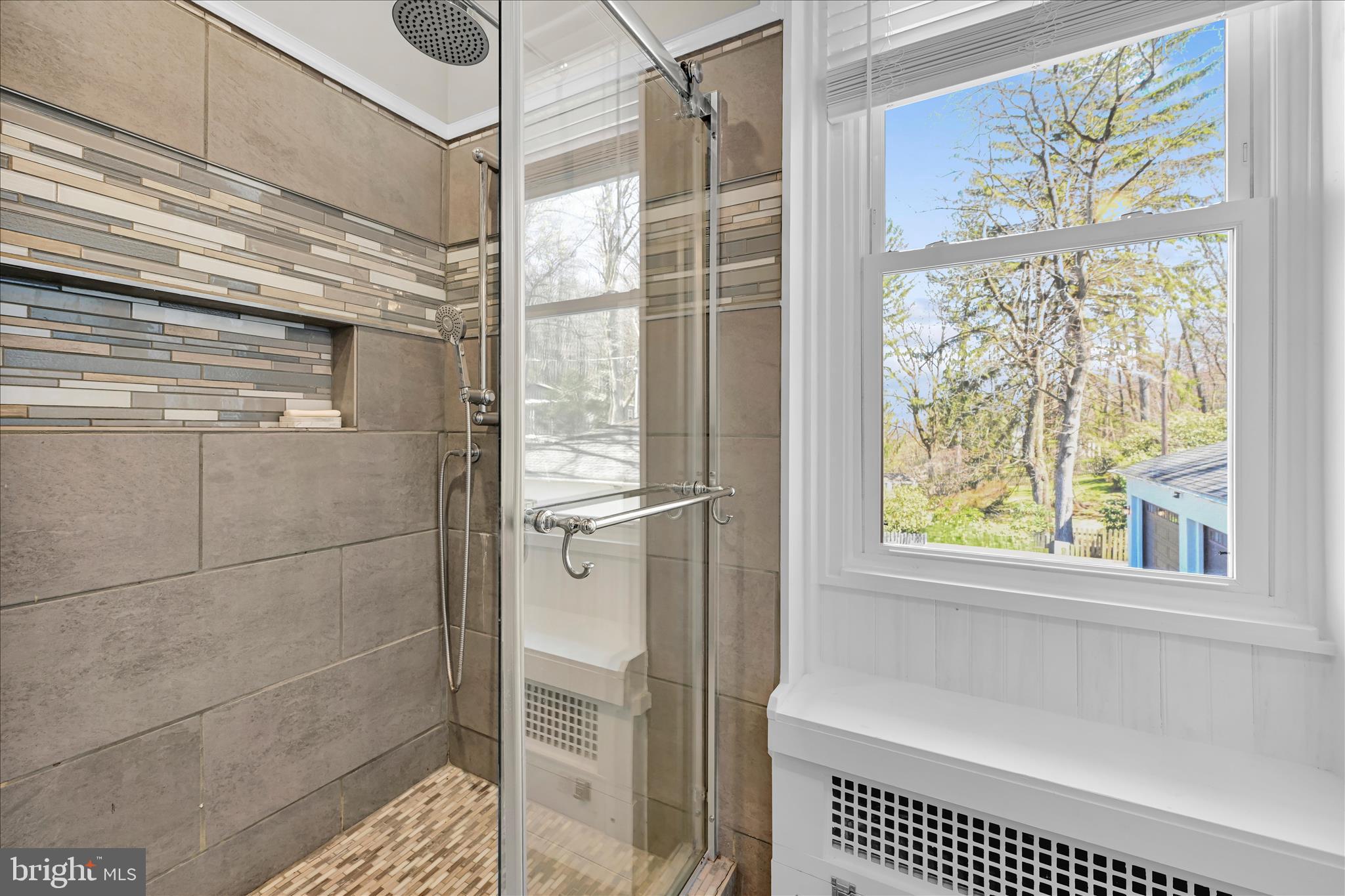 YORKVILLE - Residential