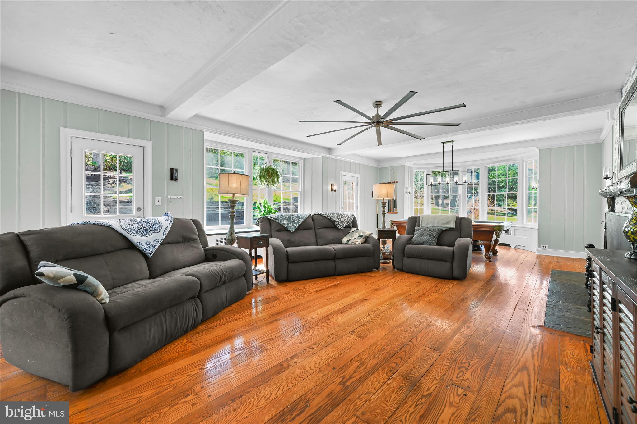 YORKVILLE - Residential