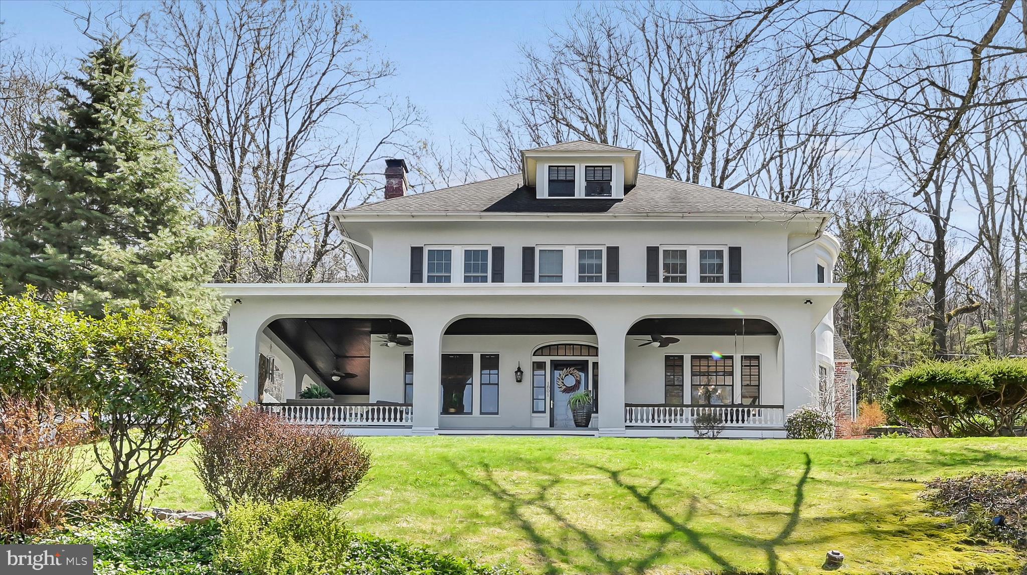 YORKVILLE - Residential