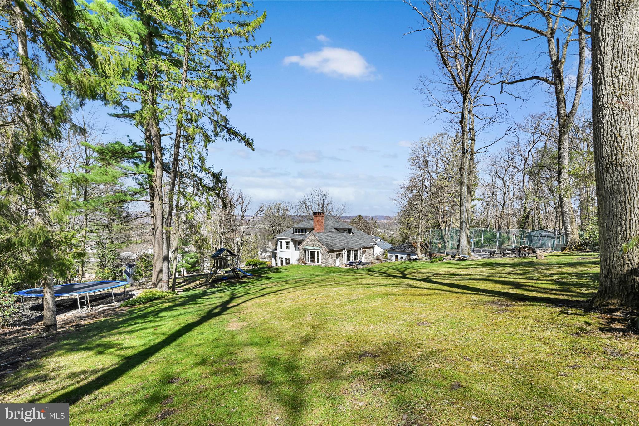 YORKVILLE - Residential