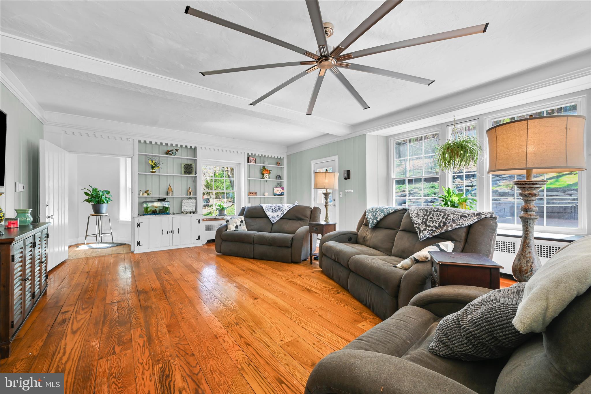 YORKVILLE - Residential