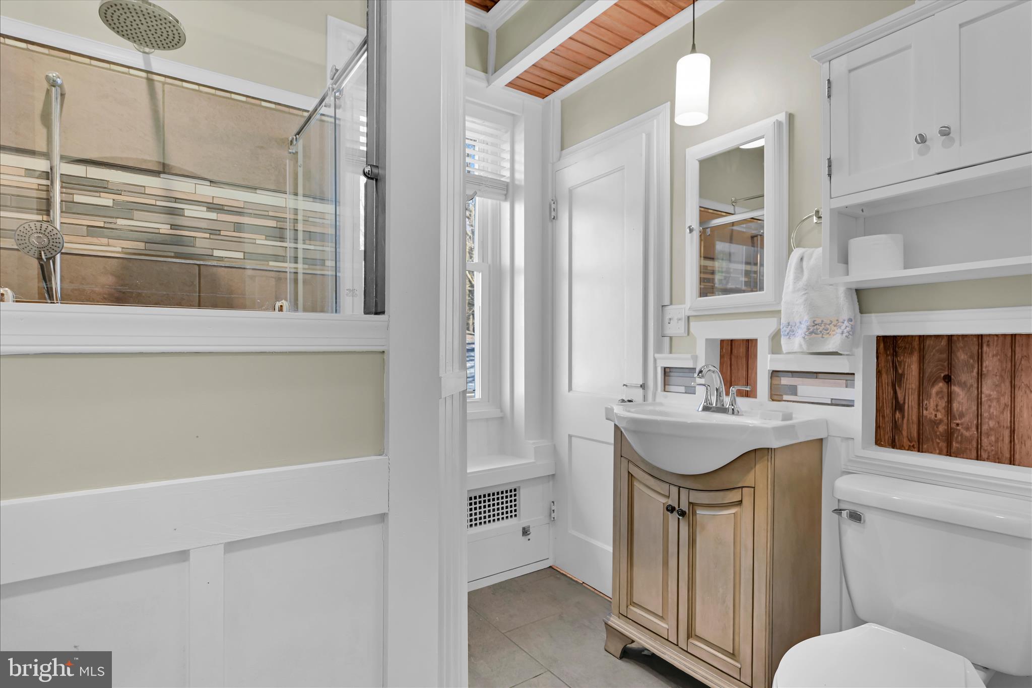 YORKVILLE - Residential