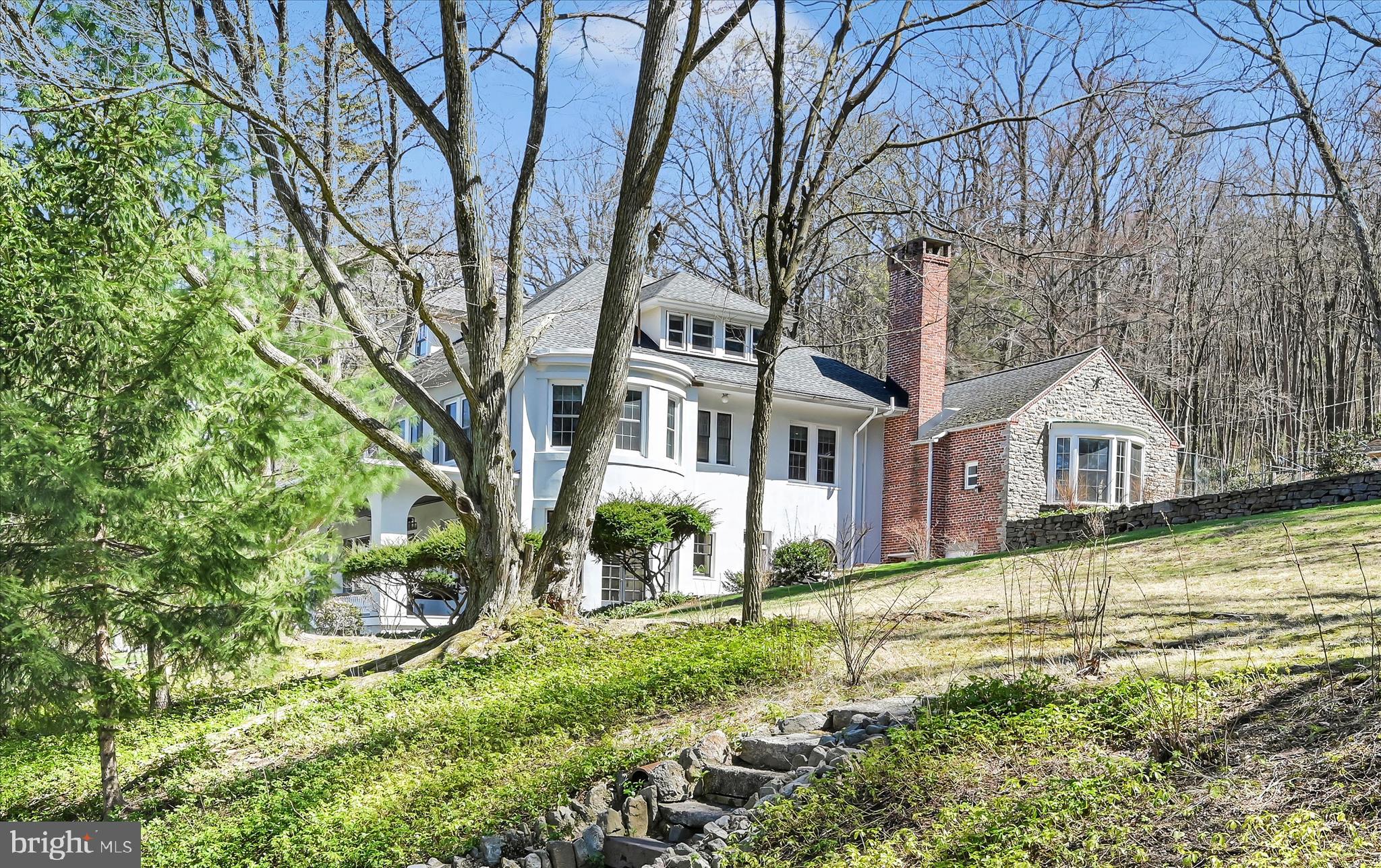 YORKVILLE - Residential